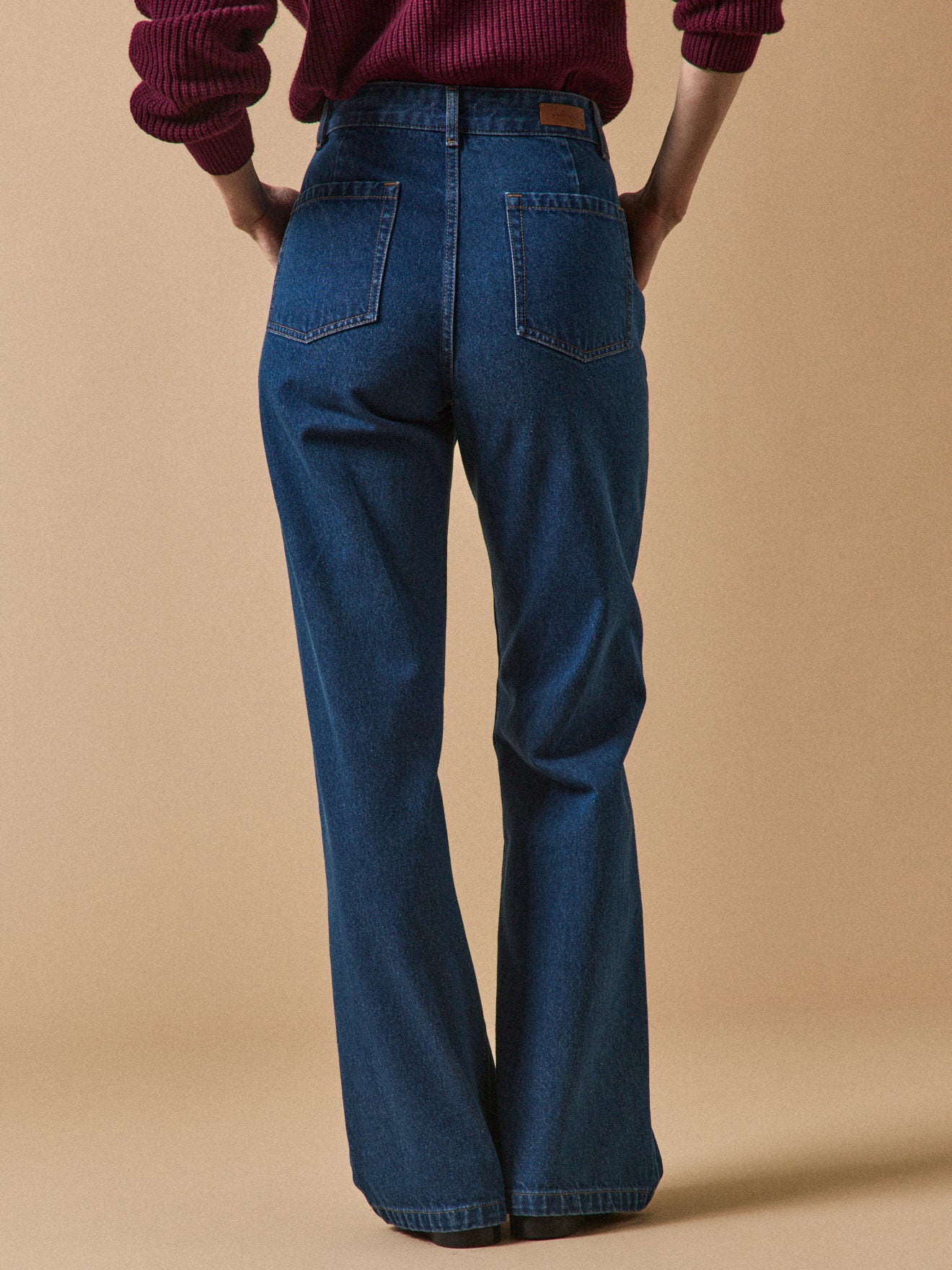 Flared damesjeans in biokatoen Suzanne