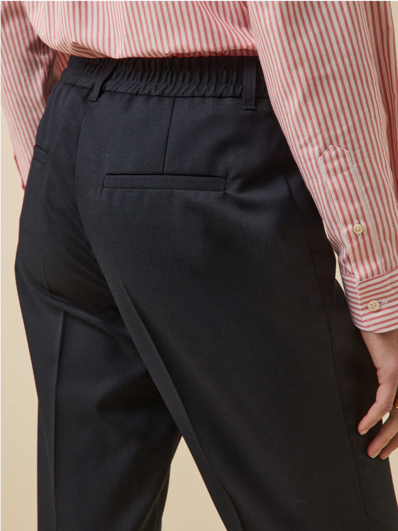 Damesbroek met sigarettenpijpen Léa - effen wolmix