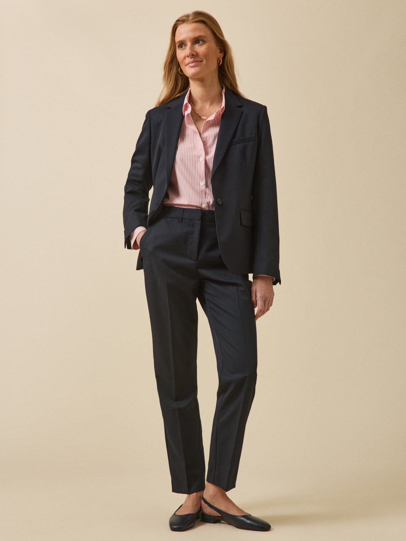 Damesbroek met sigarettenpijpen Léa - effen wolmix