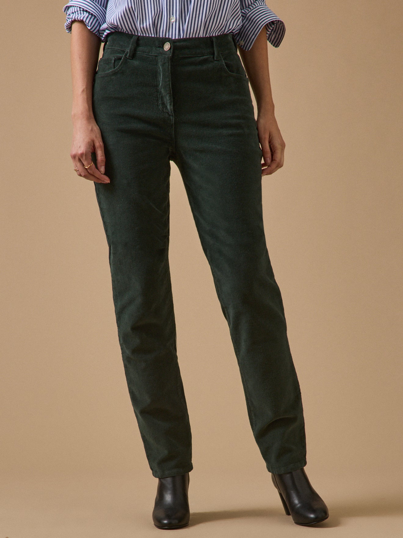 Slim fit damesbroek in fijngeribd velours Chloé