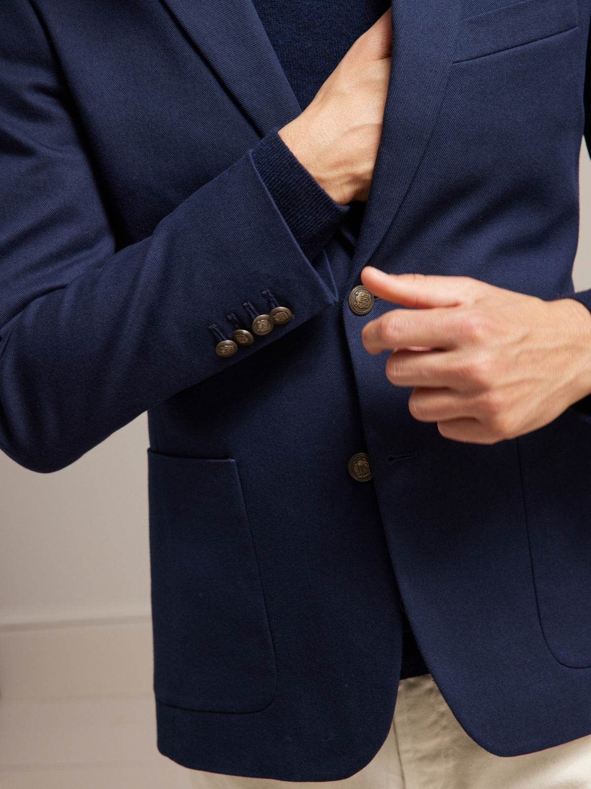 Herenblazer in twill met fantasieknopen