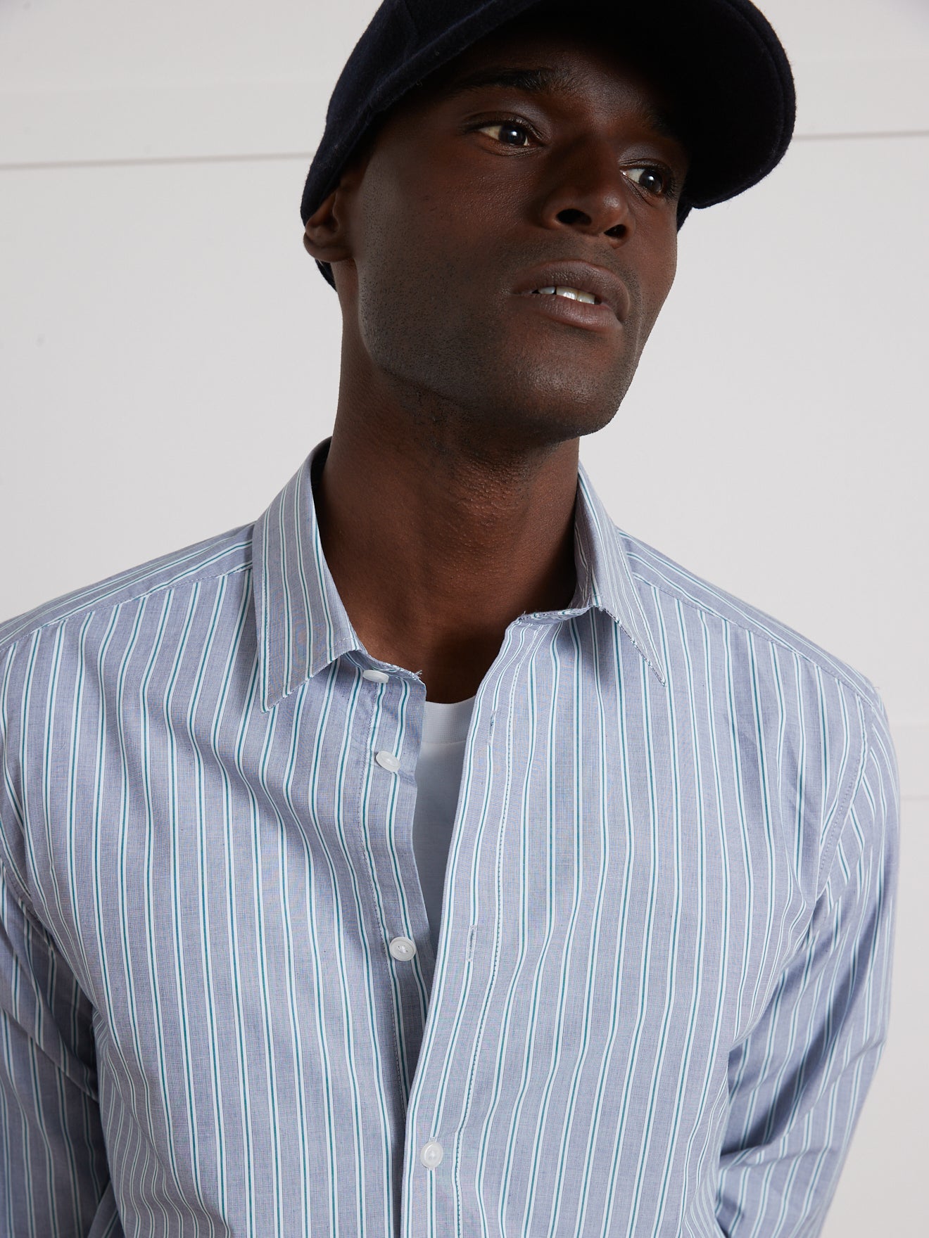 Slim fit herenhemd met driekleurige strepen