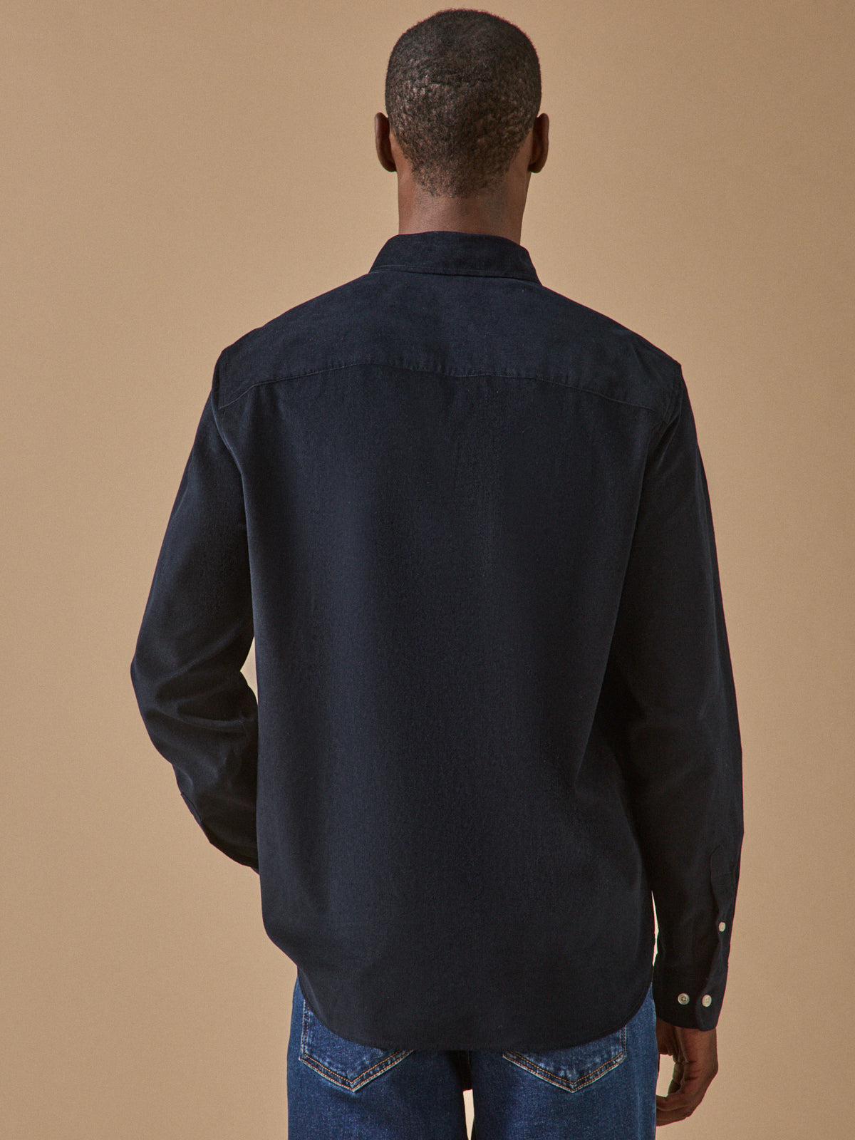 Chemise velours homme coupe contemporaine