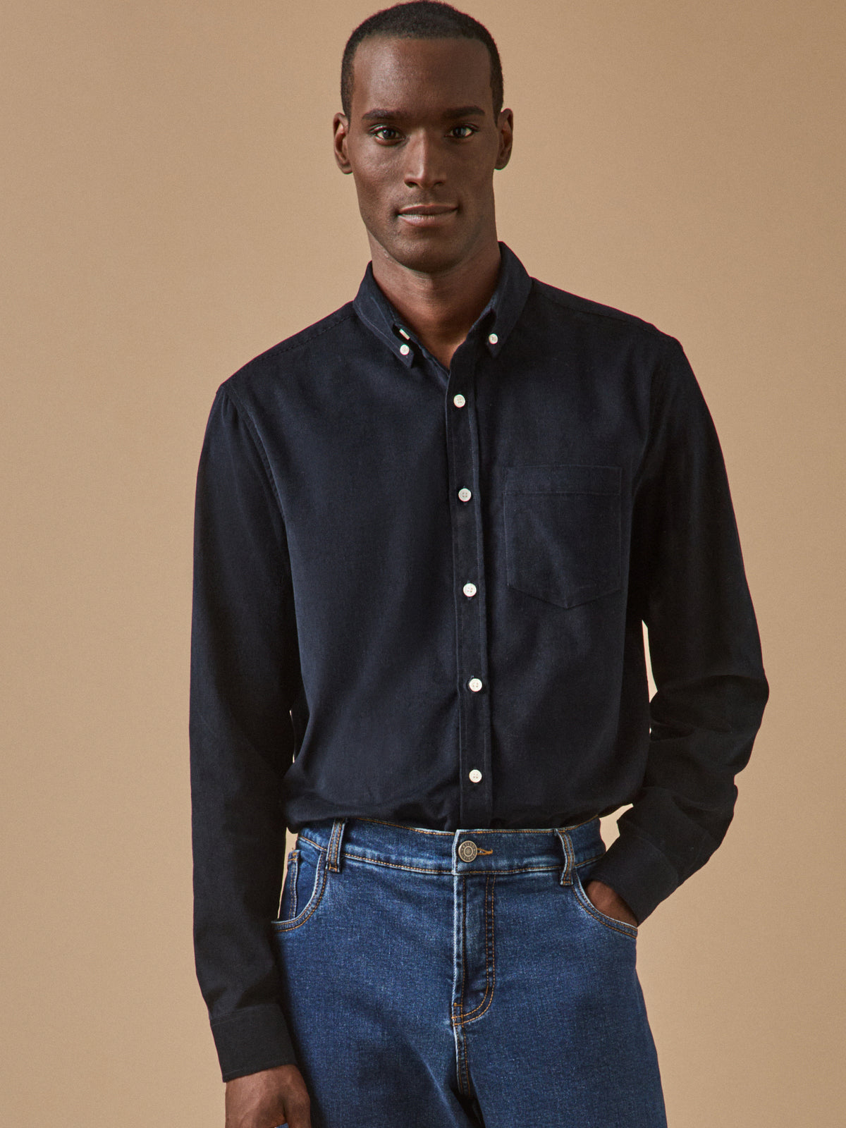 Chemise velours homme coupe contemporaine