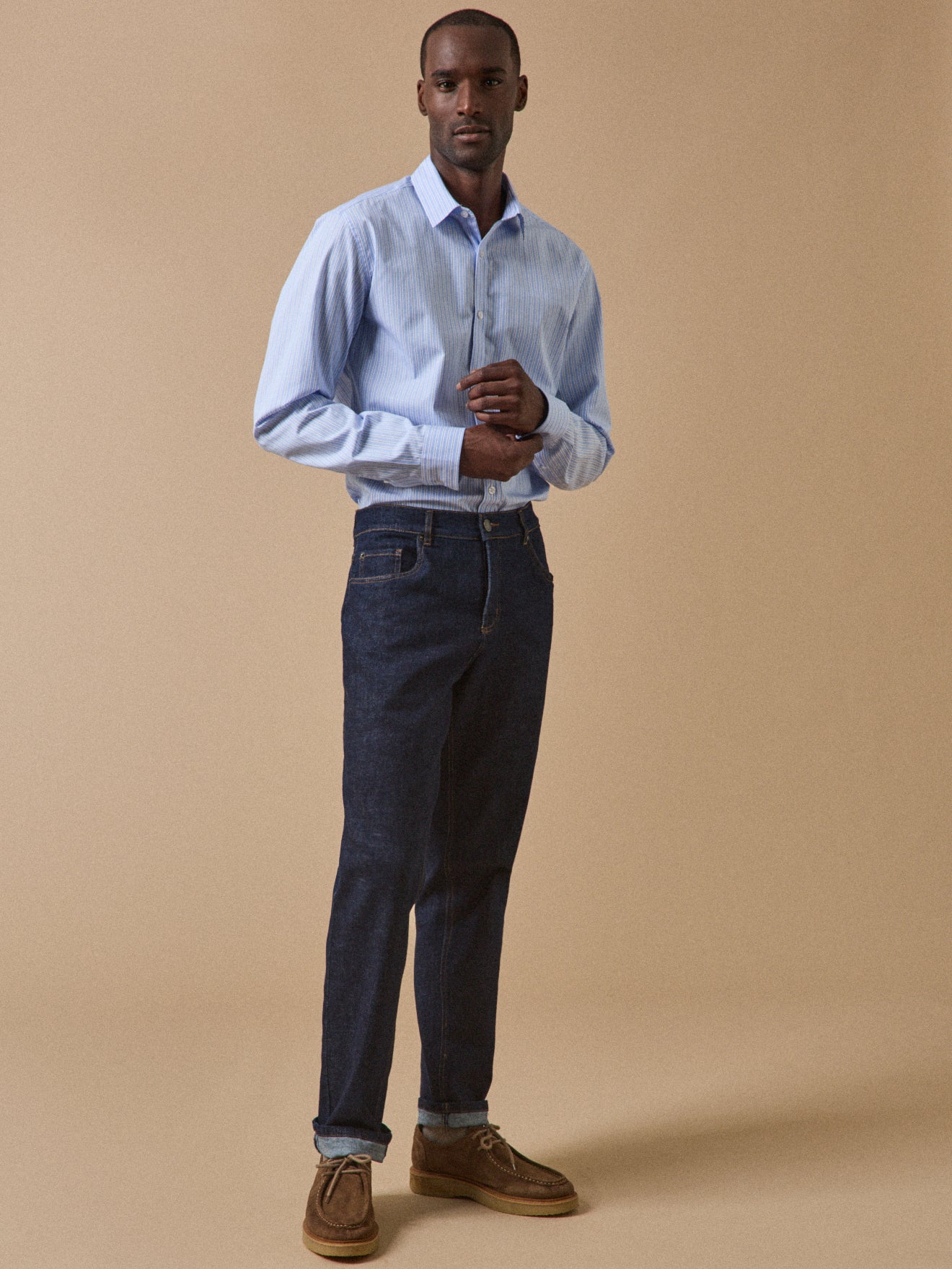 Slim fit herenhemd in gestreepte popeline
