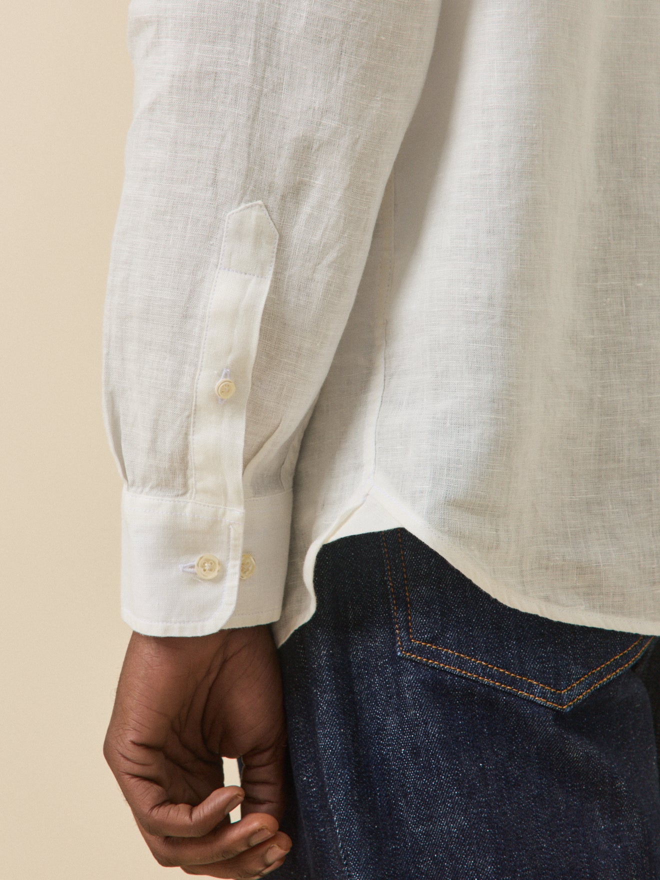 Chemise en lin homme coupe contemporaine