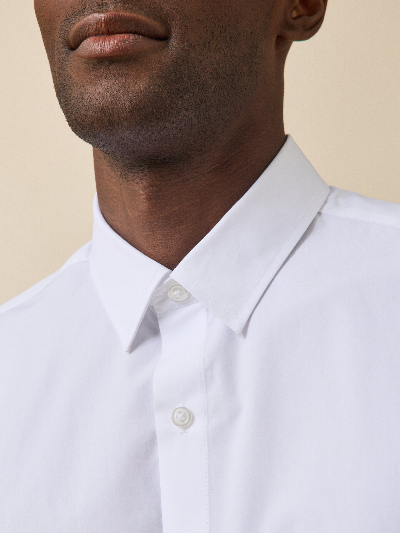 Hedendaags herenhemd in effen popeline