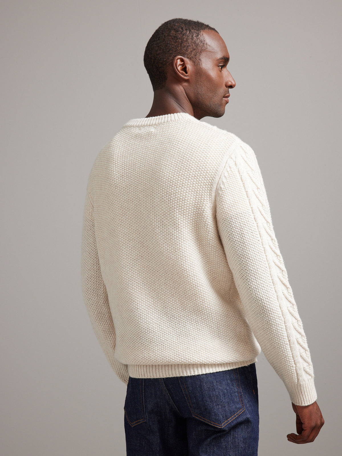 Pull torsadé homme avec laine recyclée