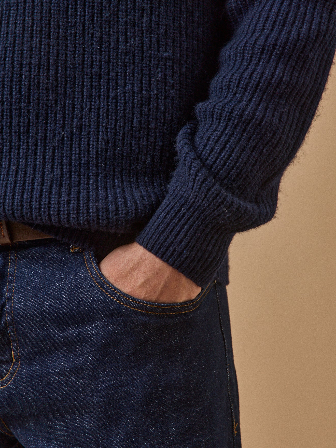 Herentrui met ronde hals in ribtricot