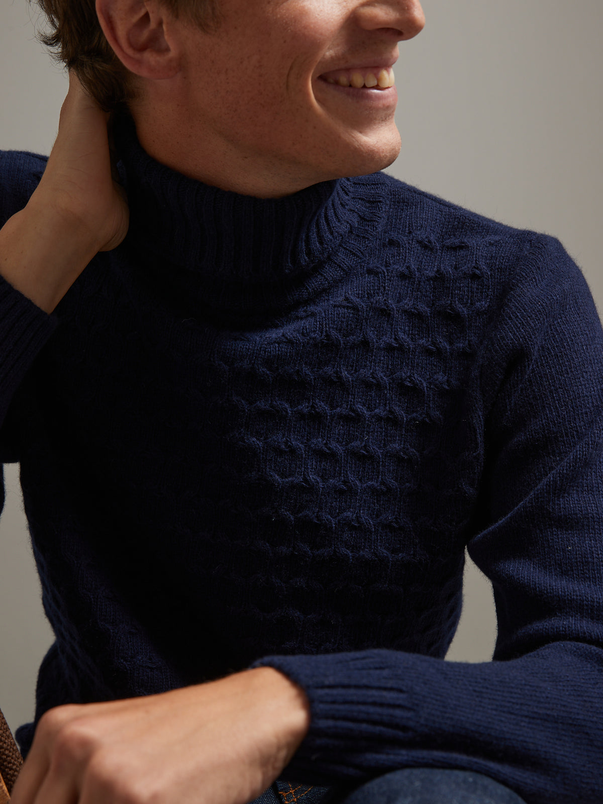 Pull col roulé torsades homme