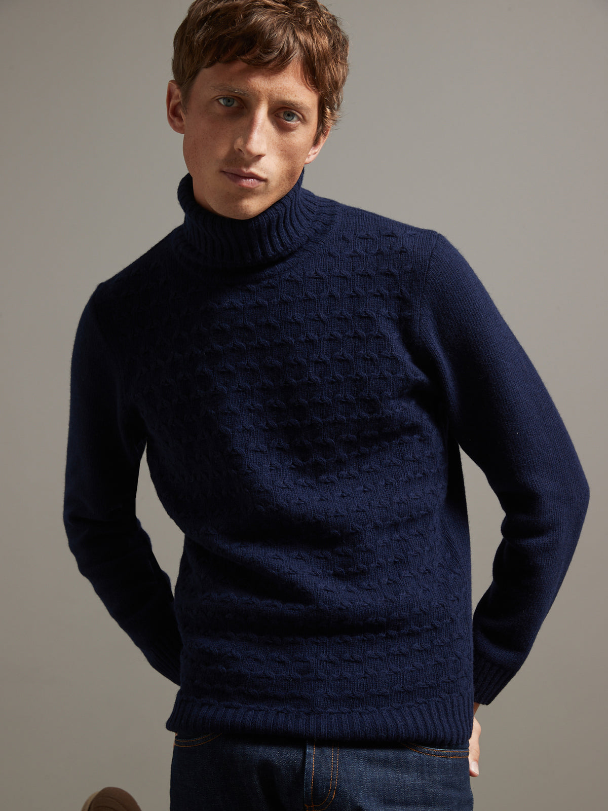 Pull col roulé torsades homme