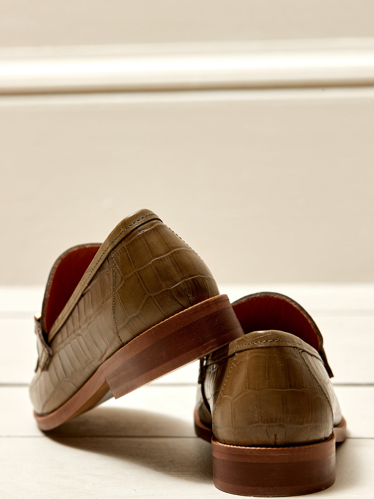 Leren damesmocassins met juweel