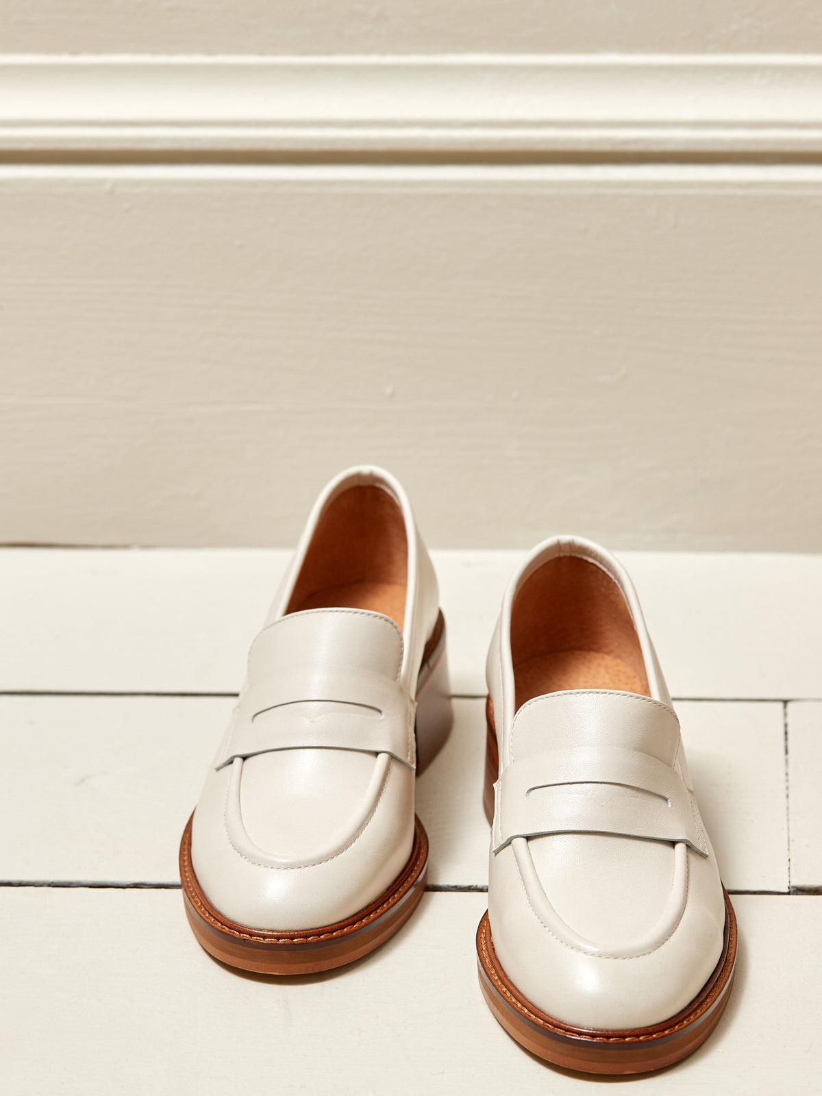 Mocassins à talon cuir femme