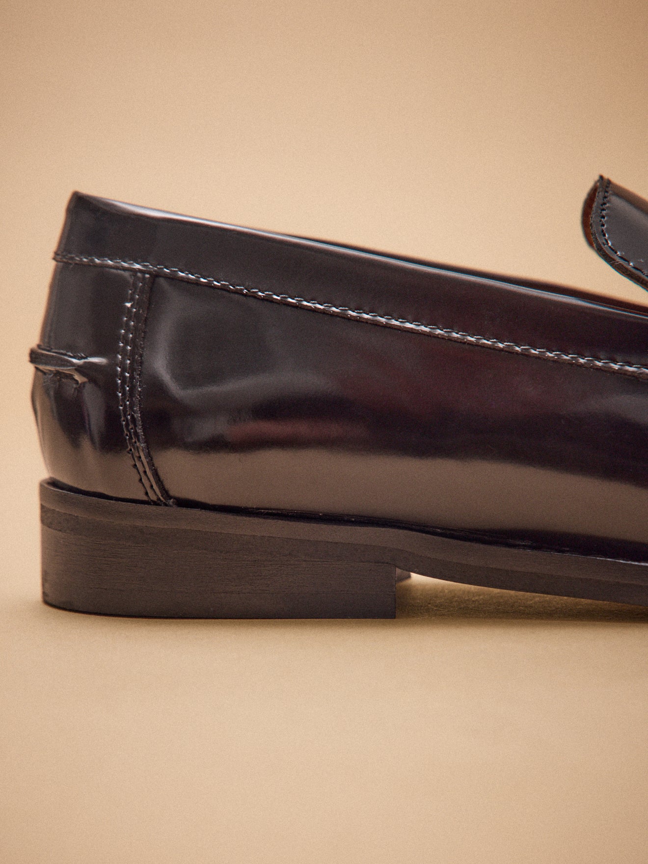 Leren damesmocassins met franjes en kwastjes