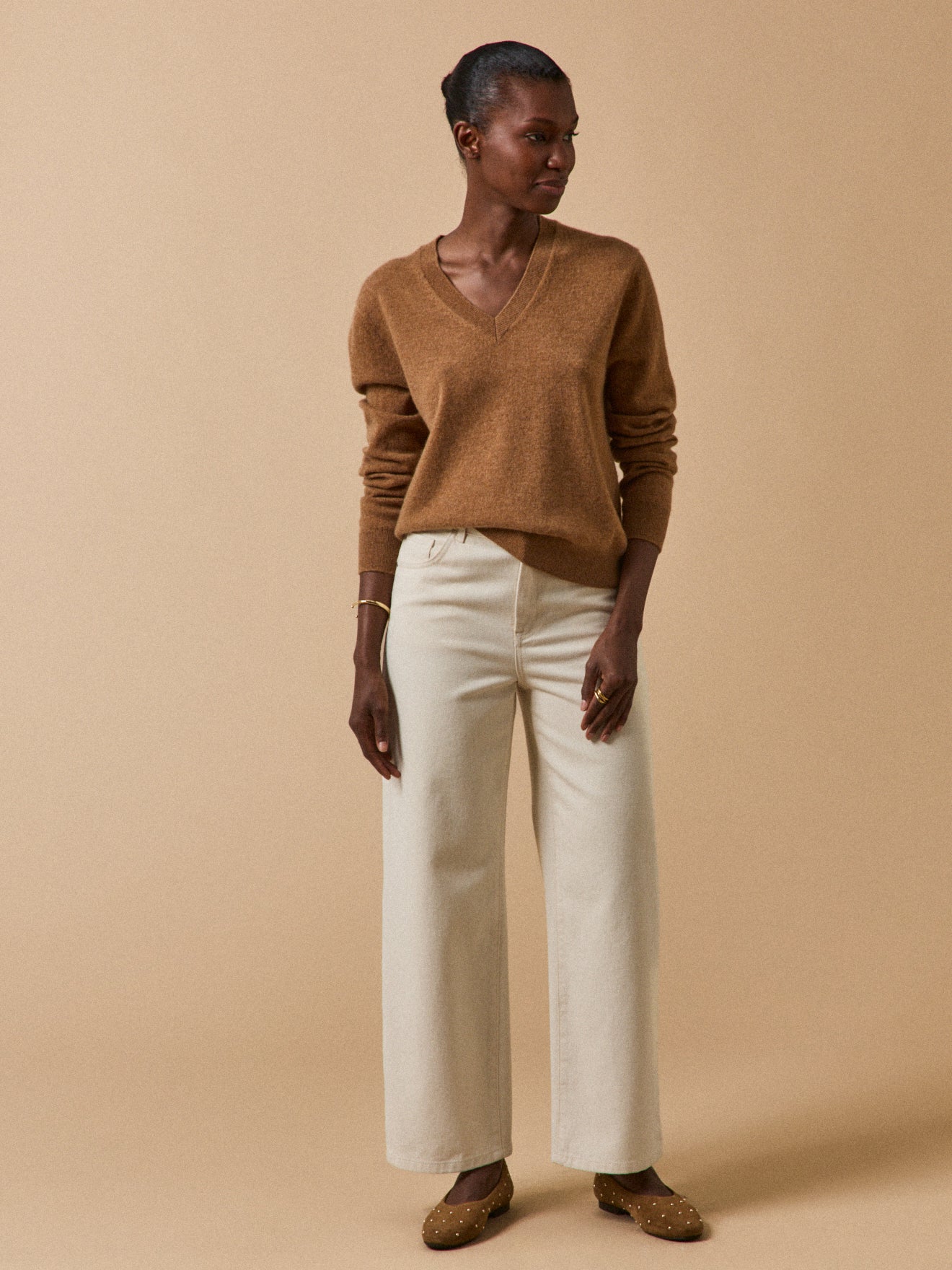 Leren damesballerina's met sierspijkertjes