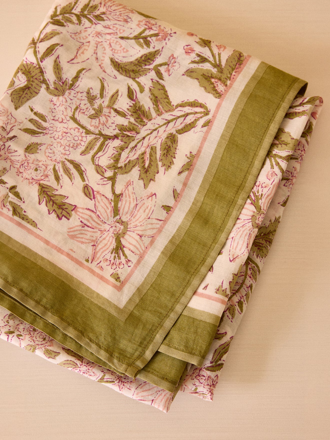 Pareo met Indiase Pia-print