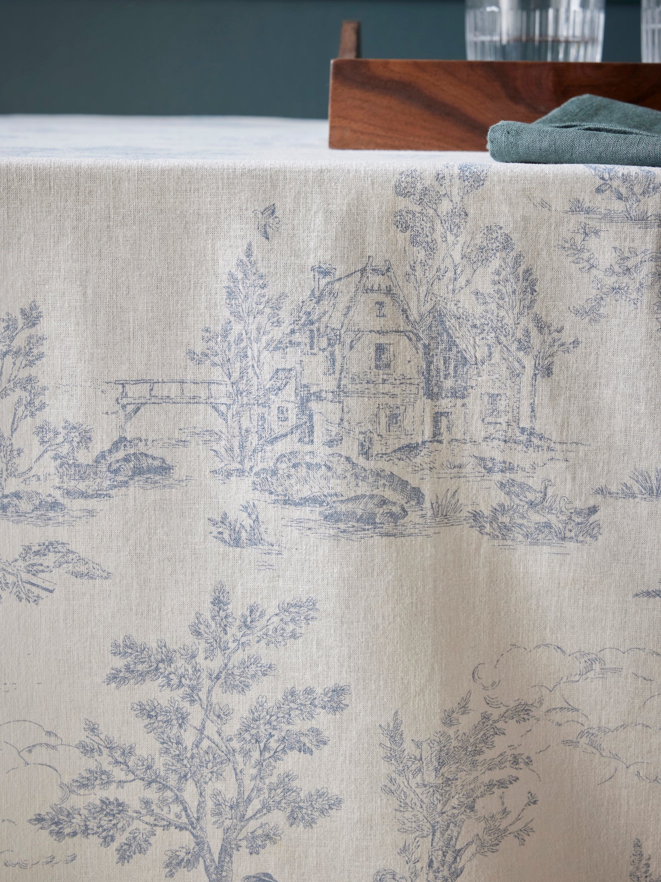 Tafellaken in katoen met linnenlook "Jouy style"