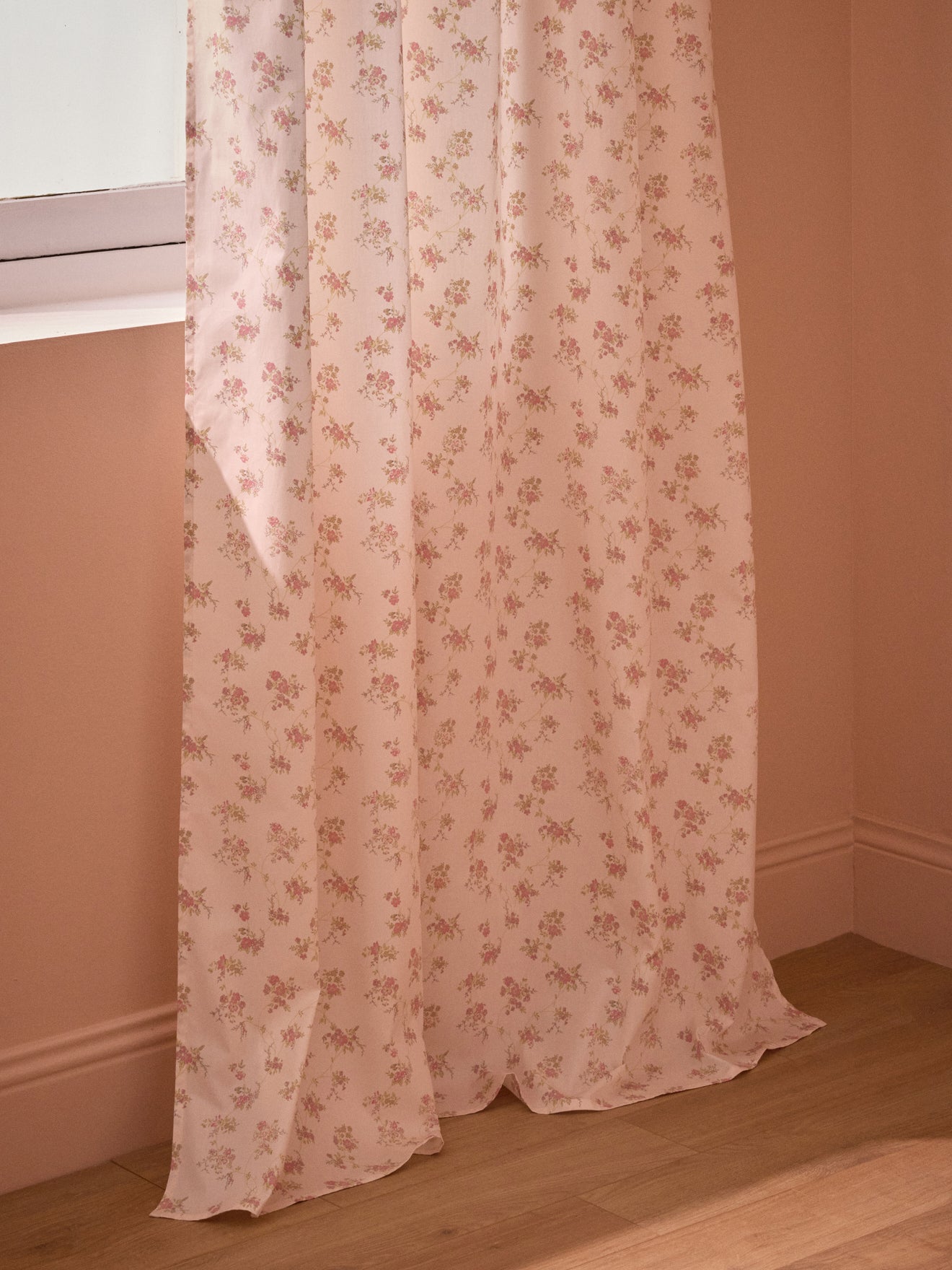 Rideau voilage percale de coton imprimé Fleurs Rose