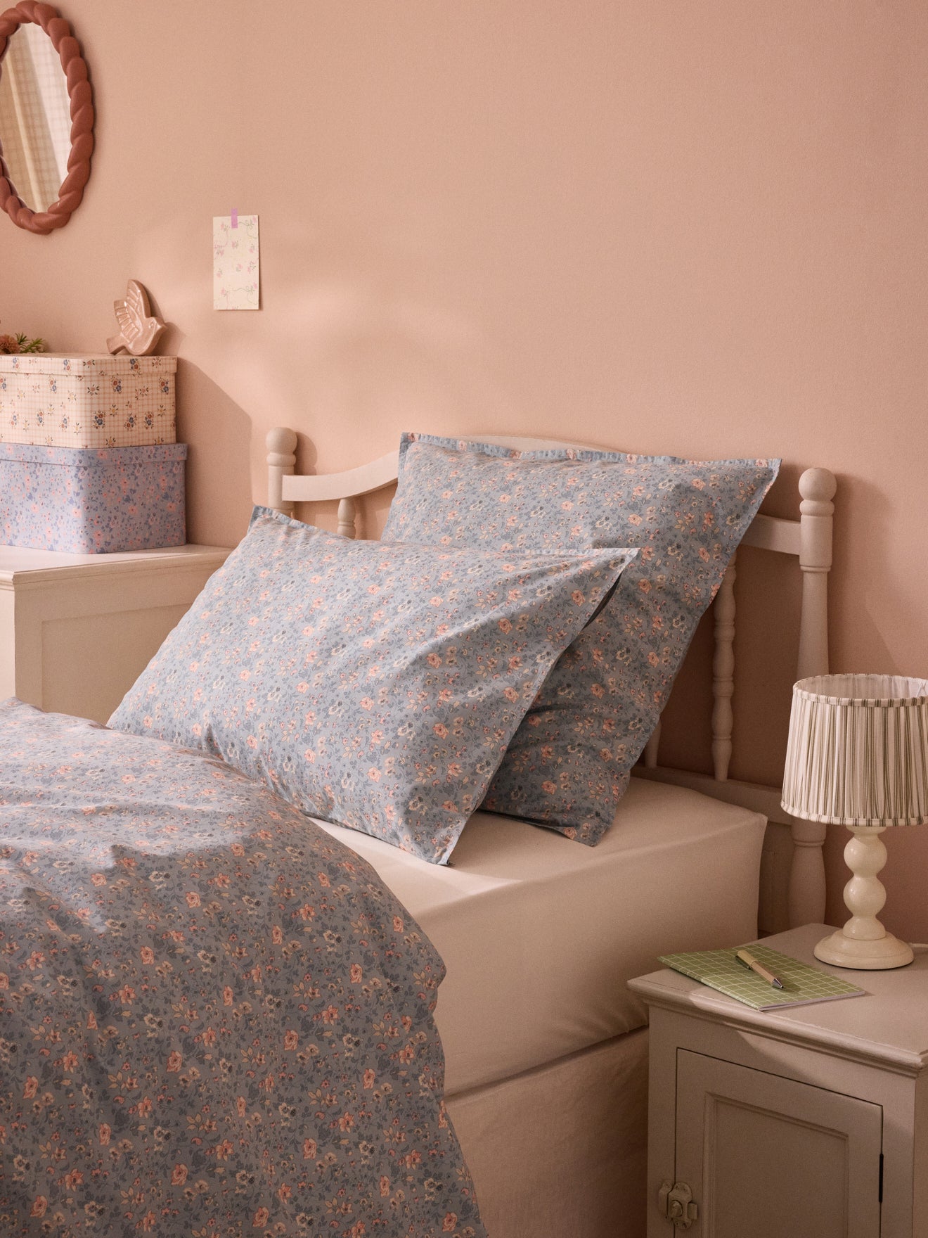 Kussensloop in katoenbatist "Alma"