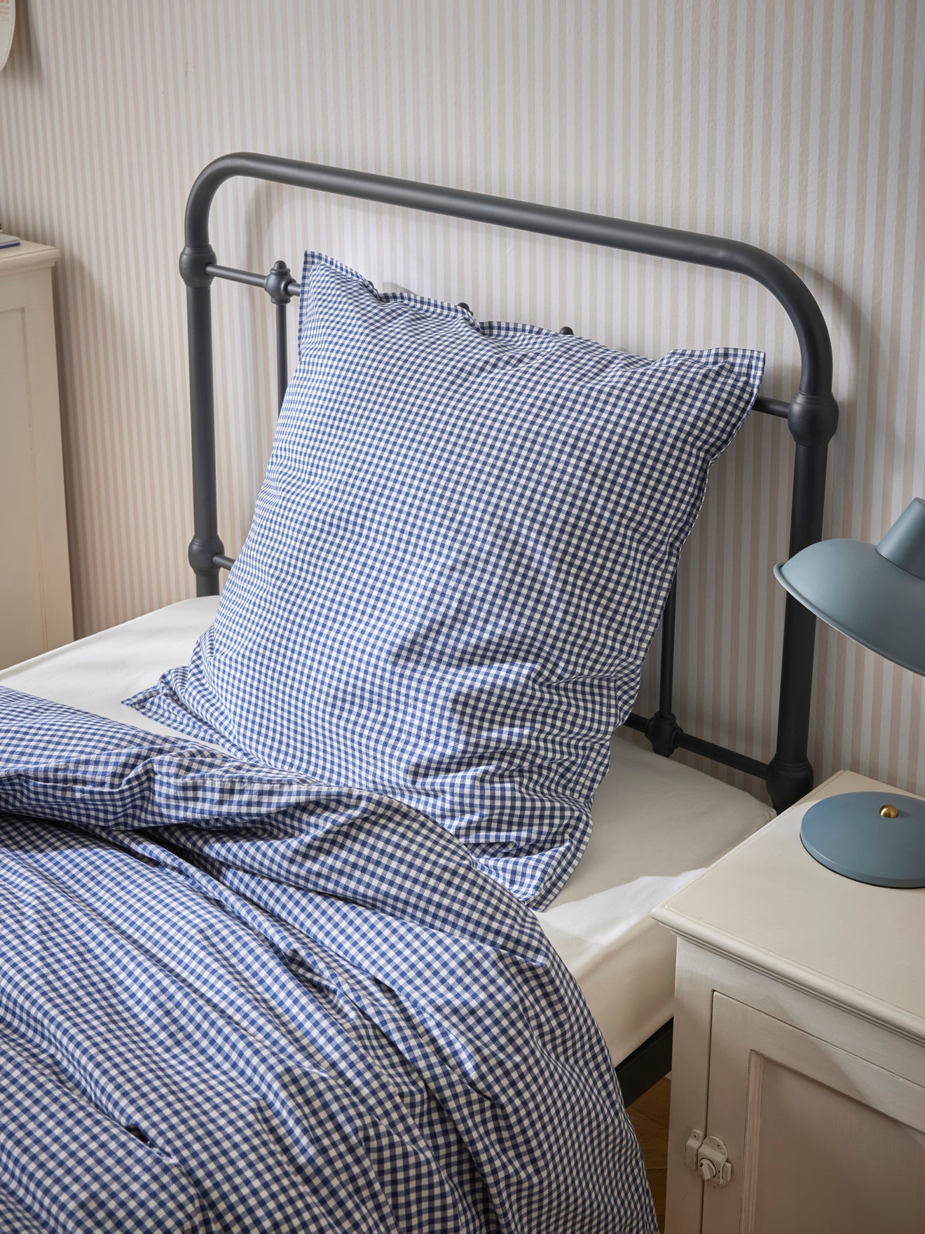 Kussensloop in katoenbatist "Amy"