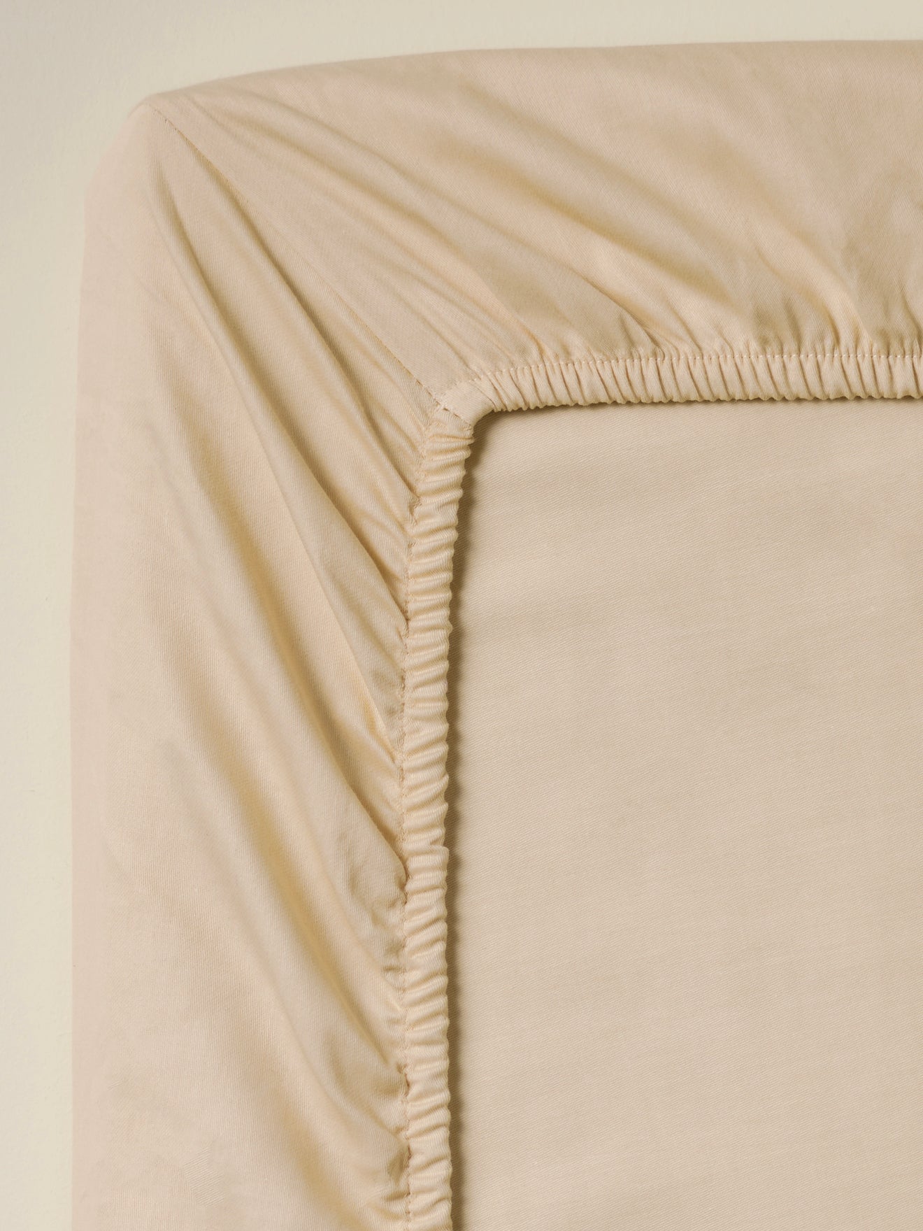 Hoeslaken in katoensatijn "Anouk"