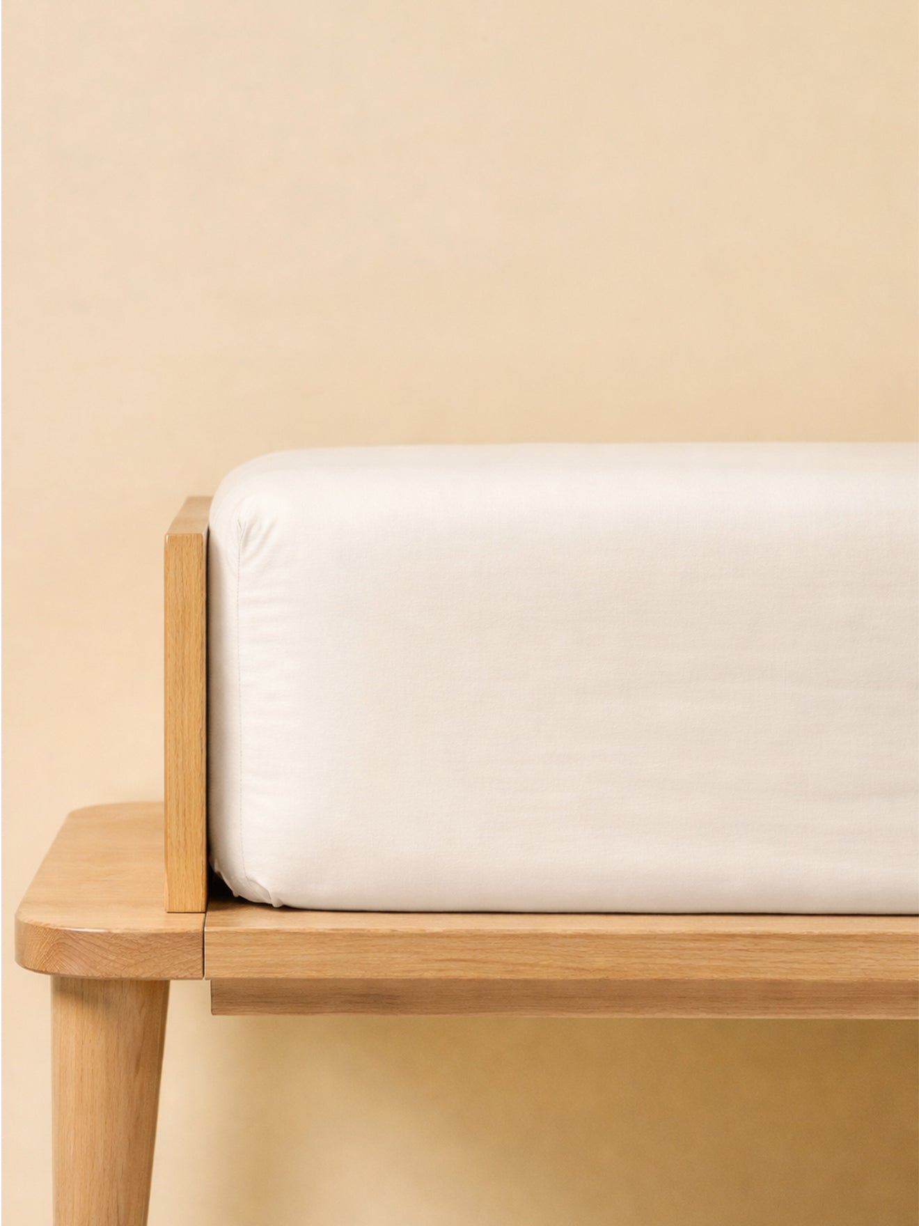 Effen hoeslaken in katoensatijn