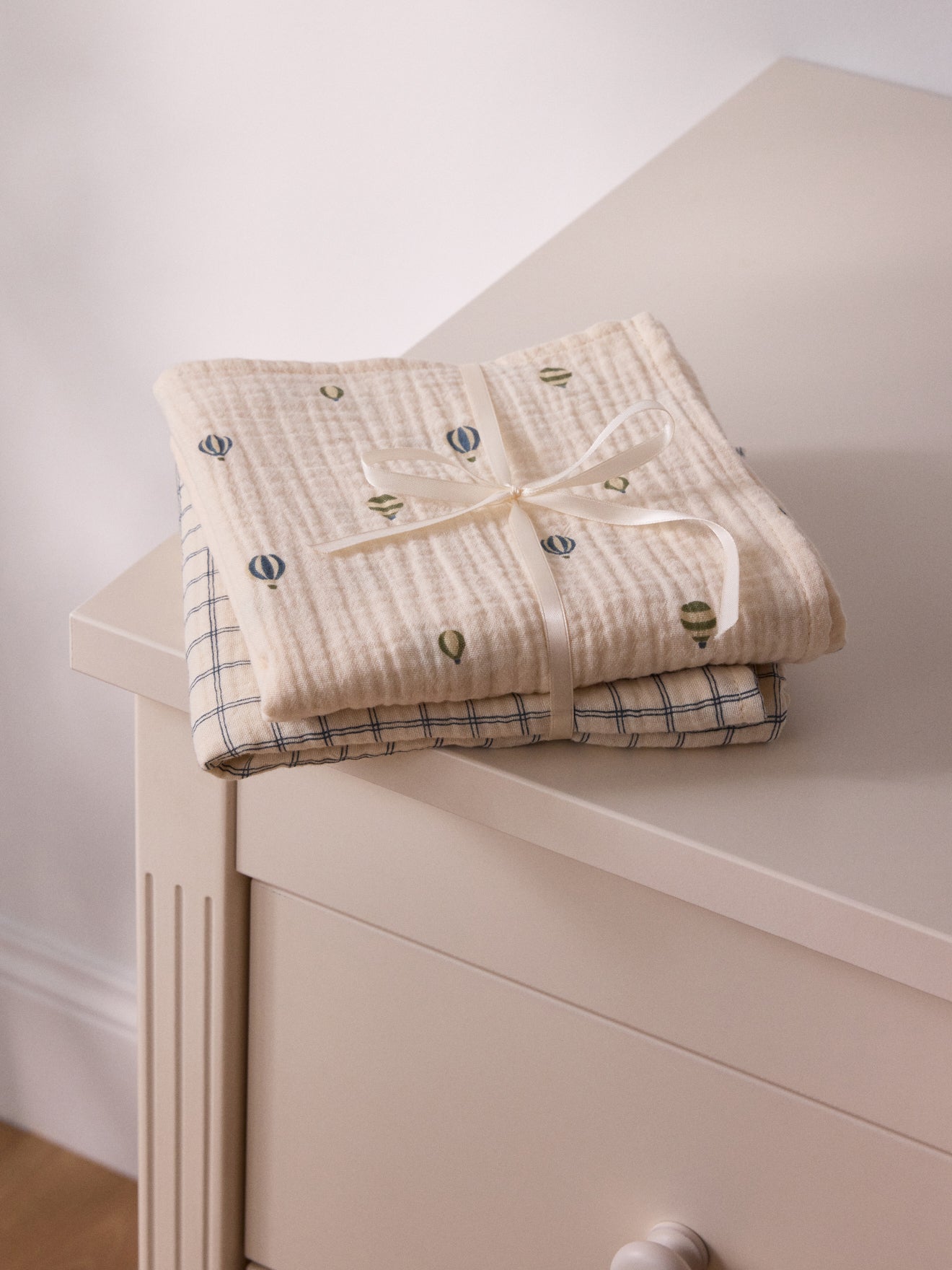 Set van 2 tetradoeken in biokatoenen tetrastof