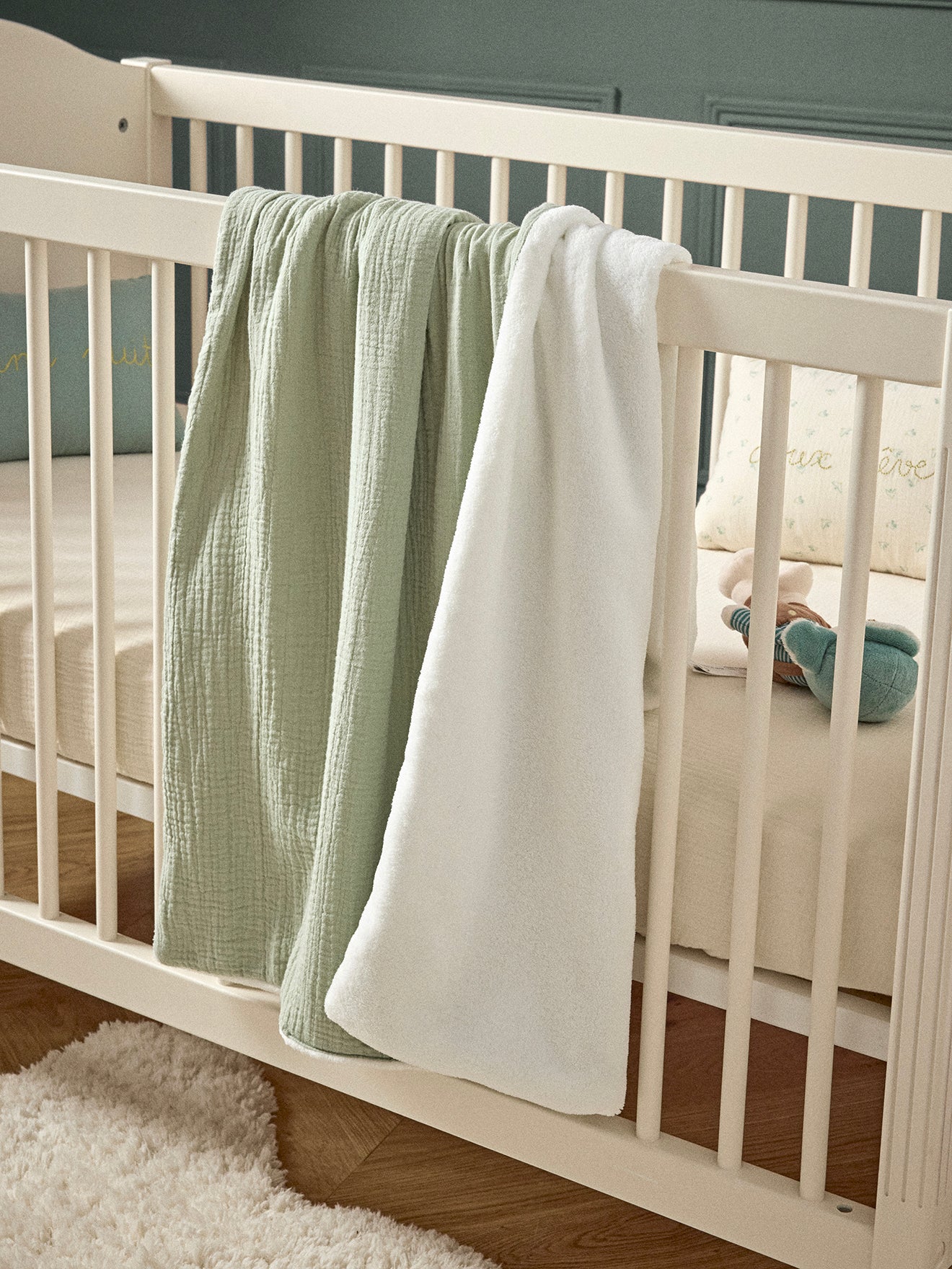 Babyplaid in tetrastof en microfleece