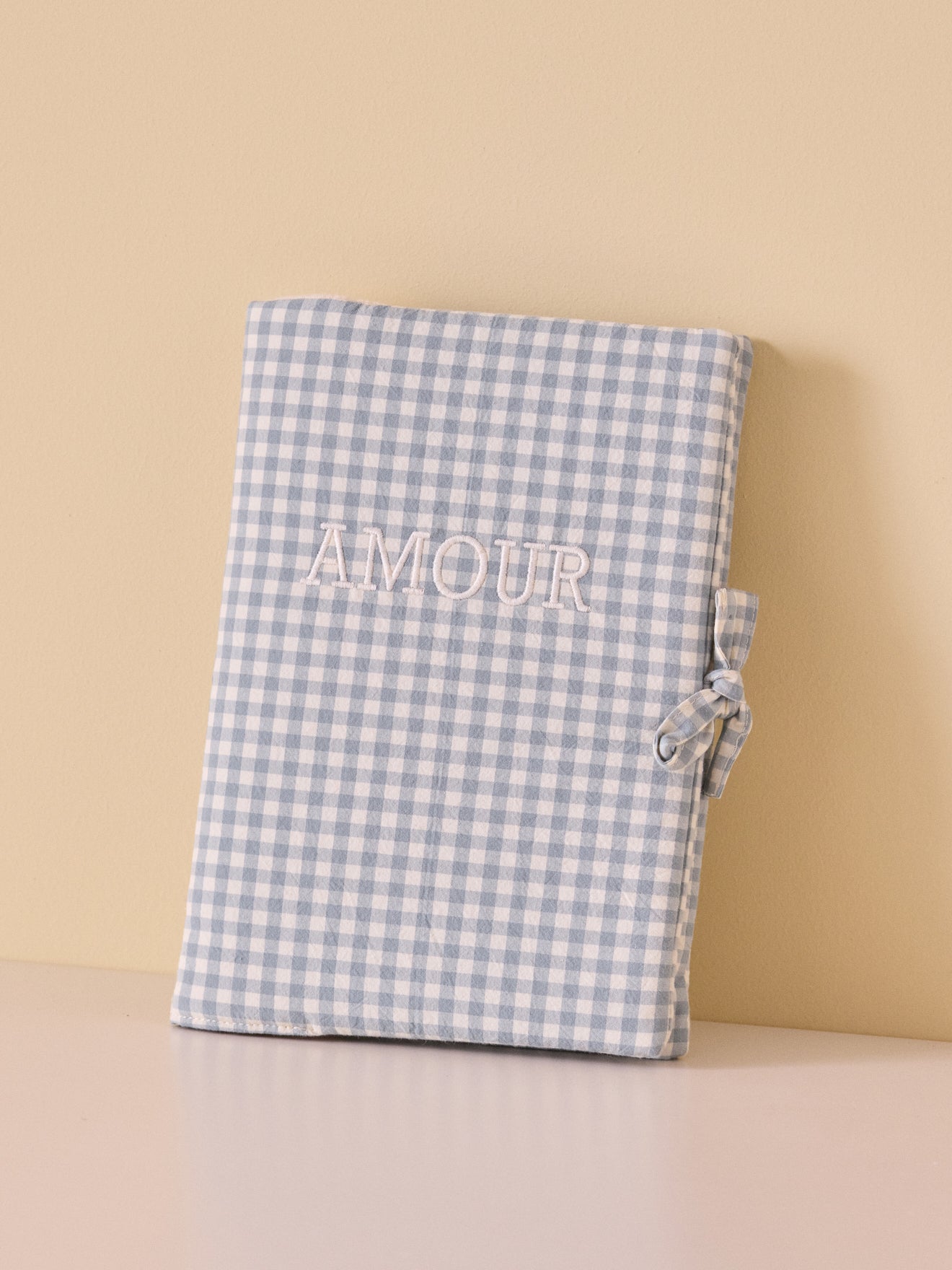 Hoes voor gezondheidsboekje van geruite tetrastof