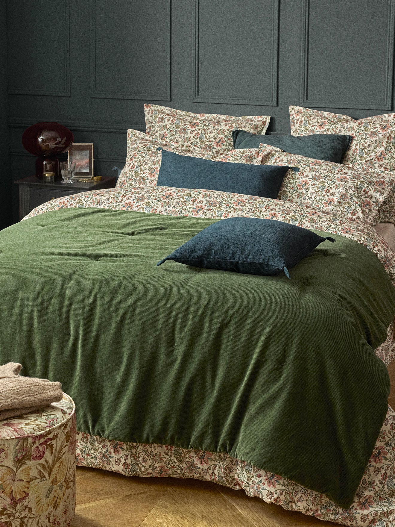 Gewatteerde sprei in ribfluweel