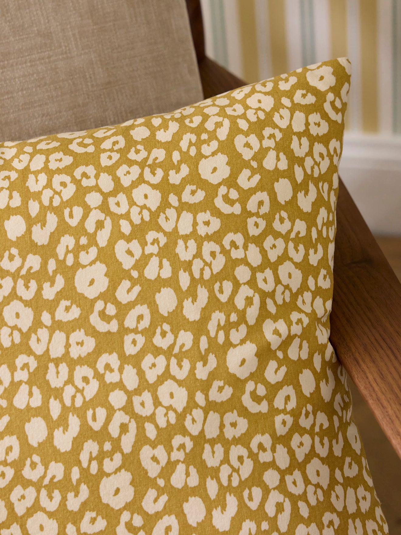 Housse de coussin en coton et lin - imprimé Fauve
