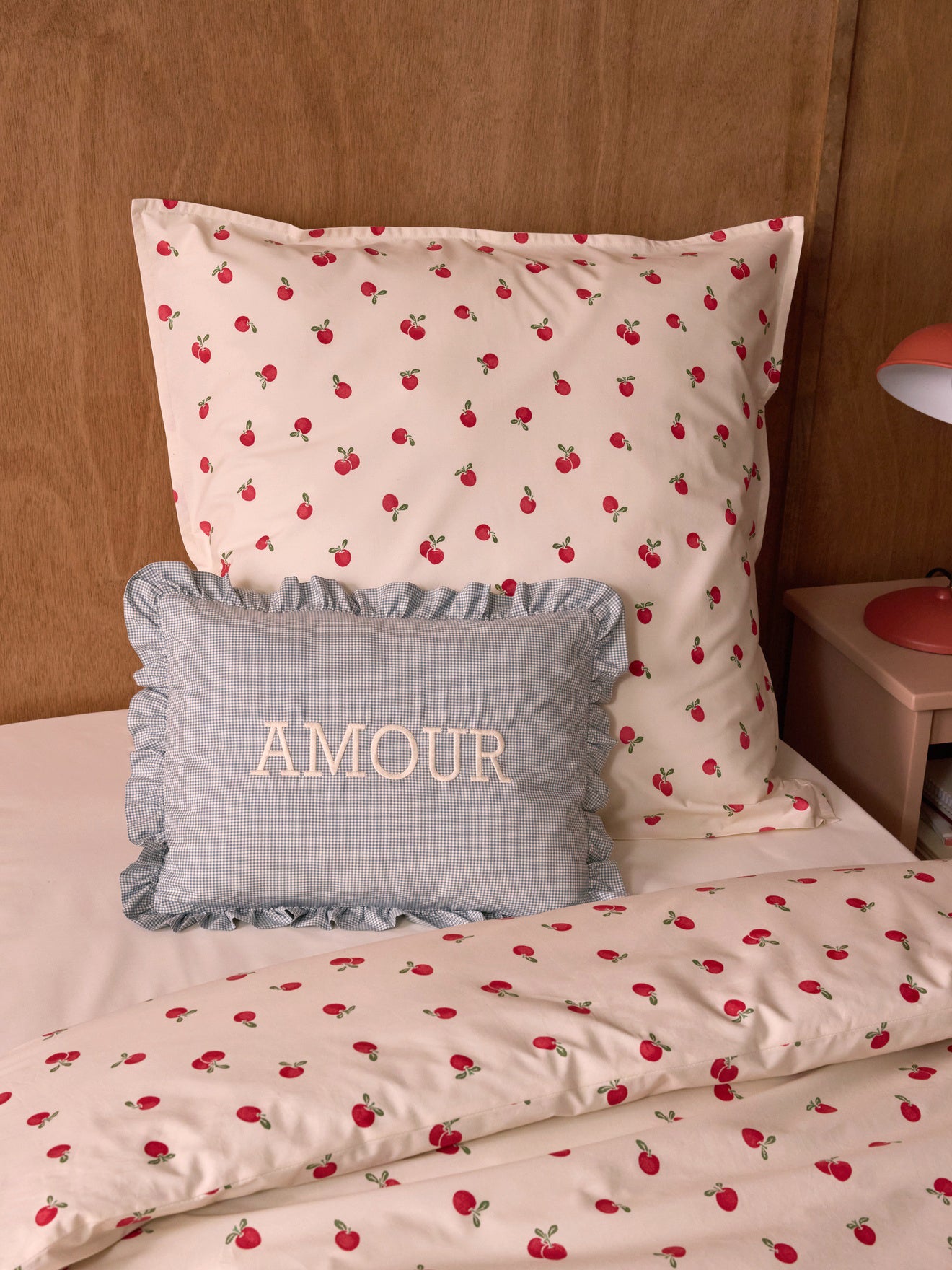 Kussen met vichyruitjes "Amour"