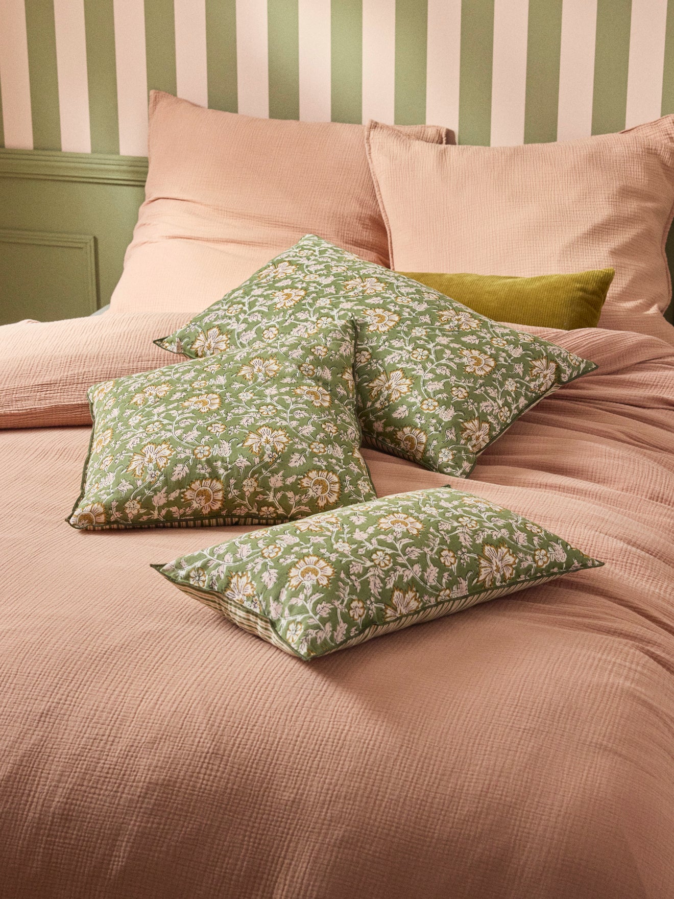 Kussenhoes met Indiase bloemenprint