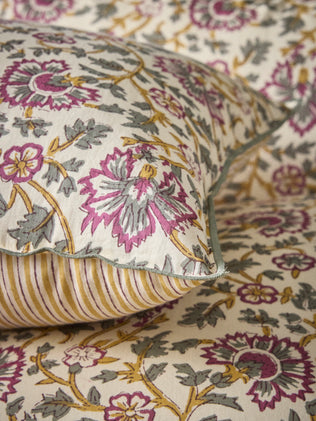 Kussenhoes met Indiase bloemenprint
