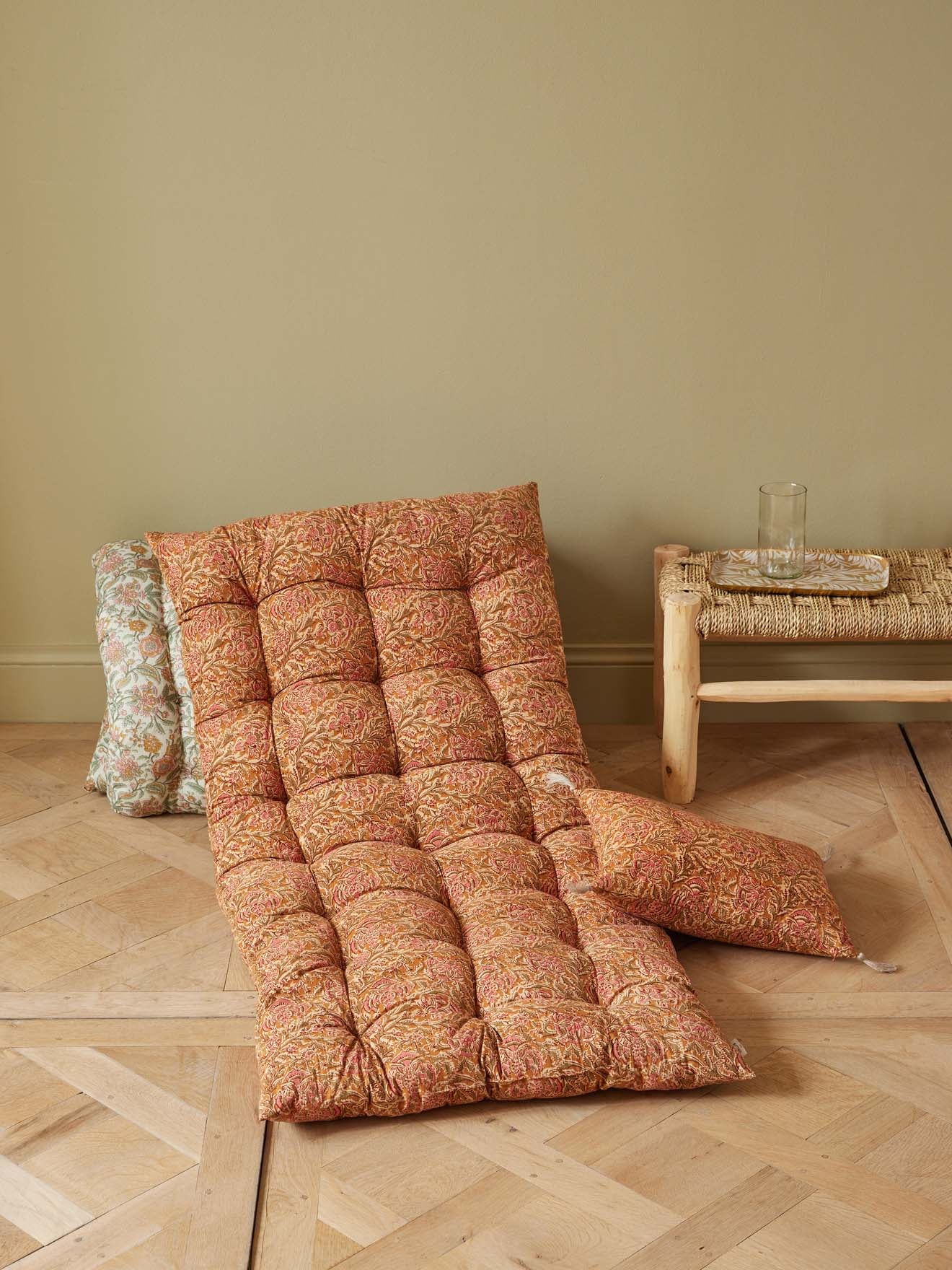 Matelas déco en tissu indien