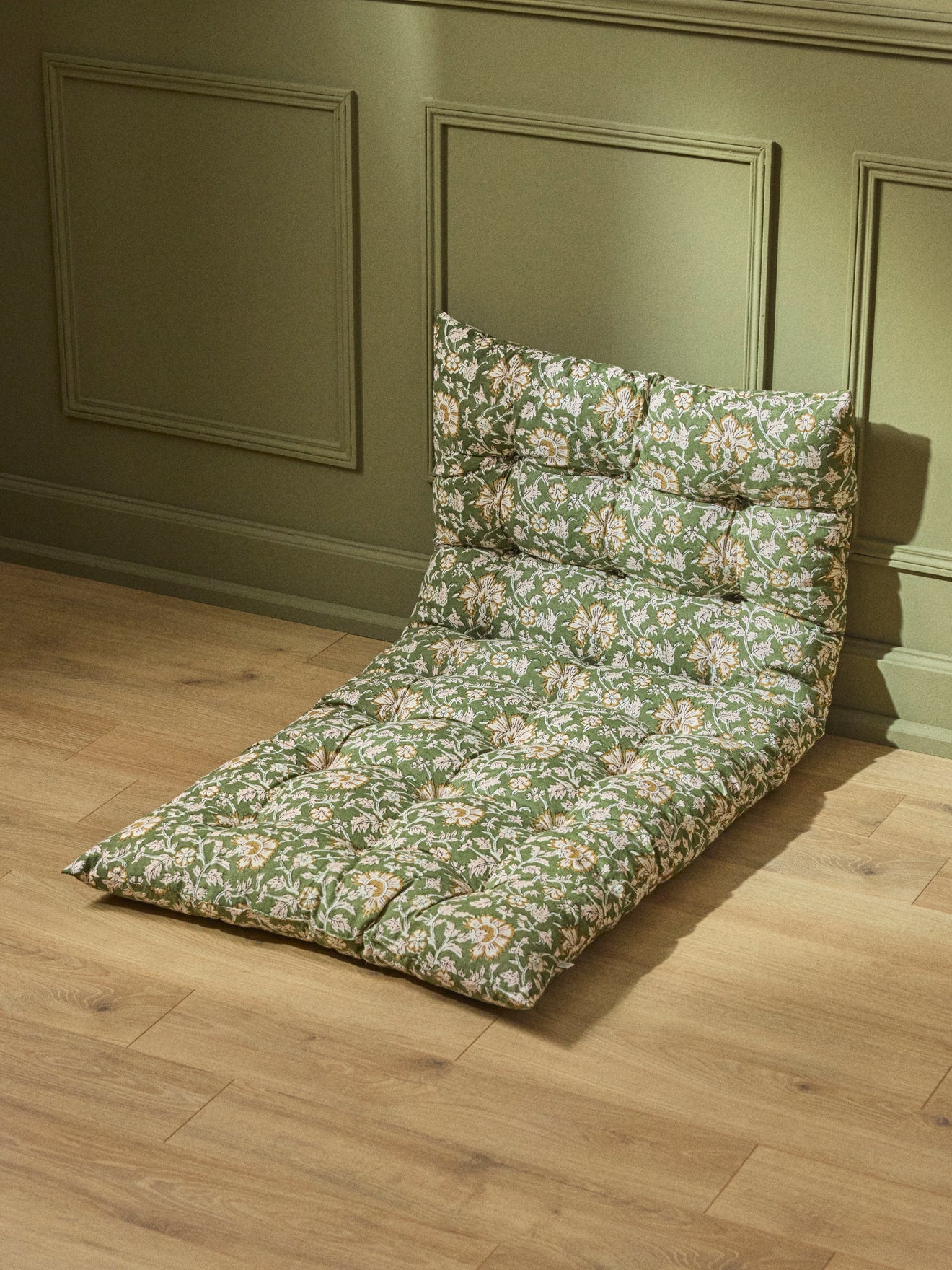 Decoratieve matras in Indiase stof