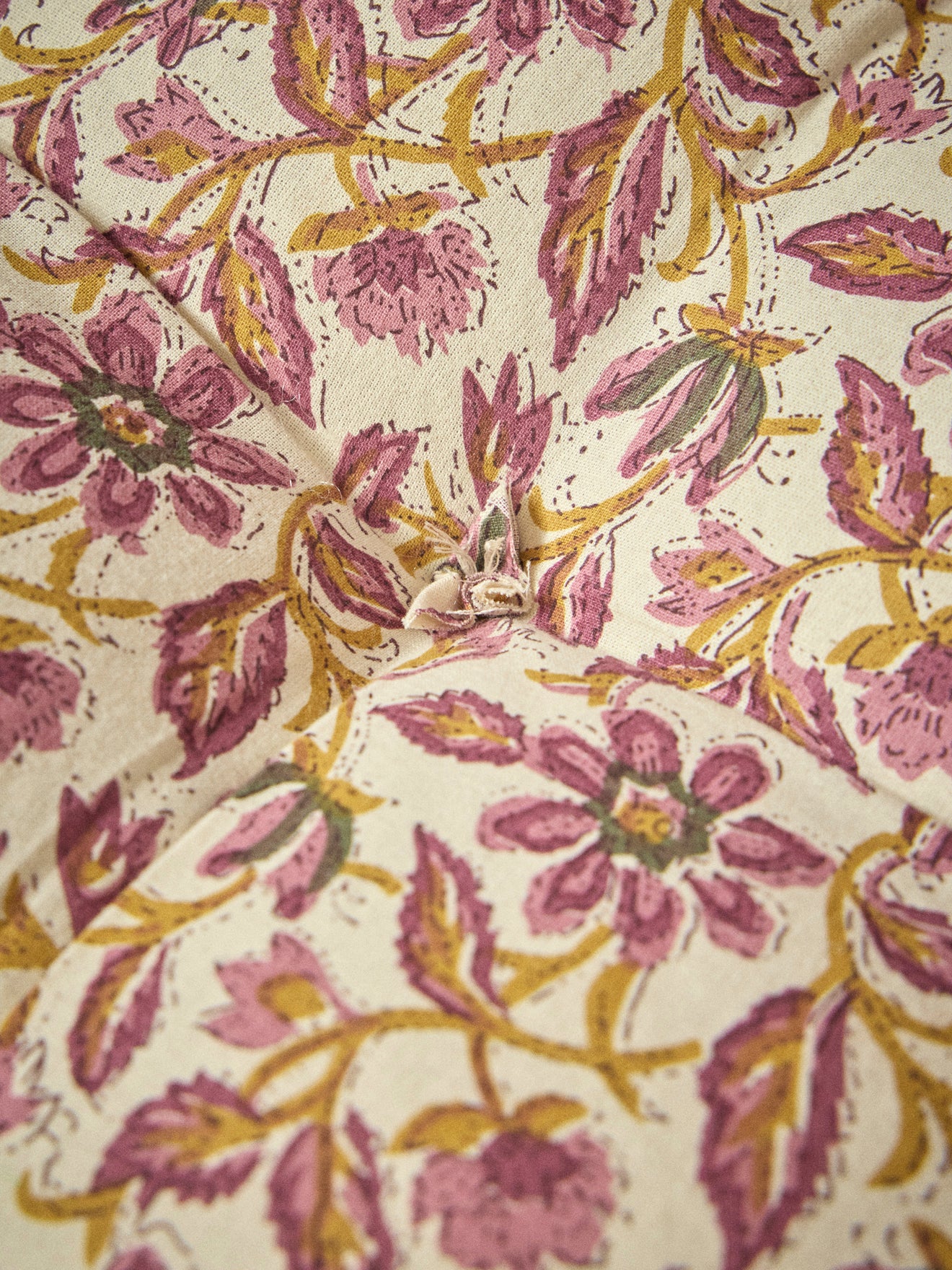 Decoratieve matras in Indiase stof