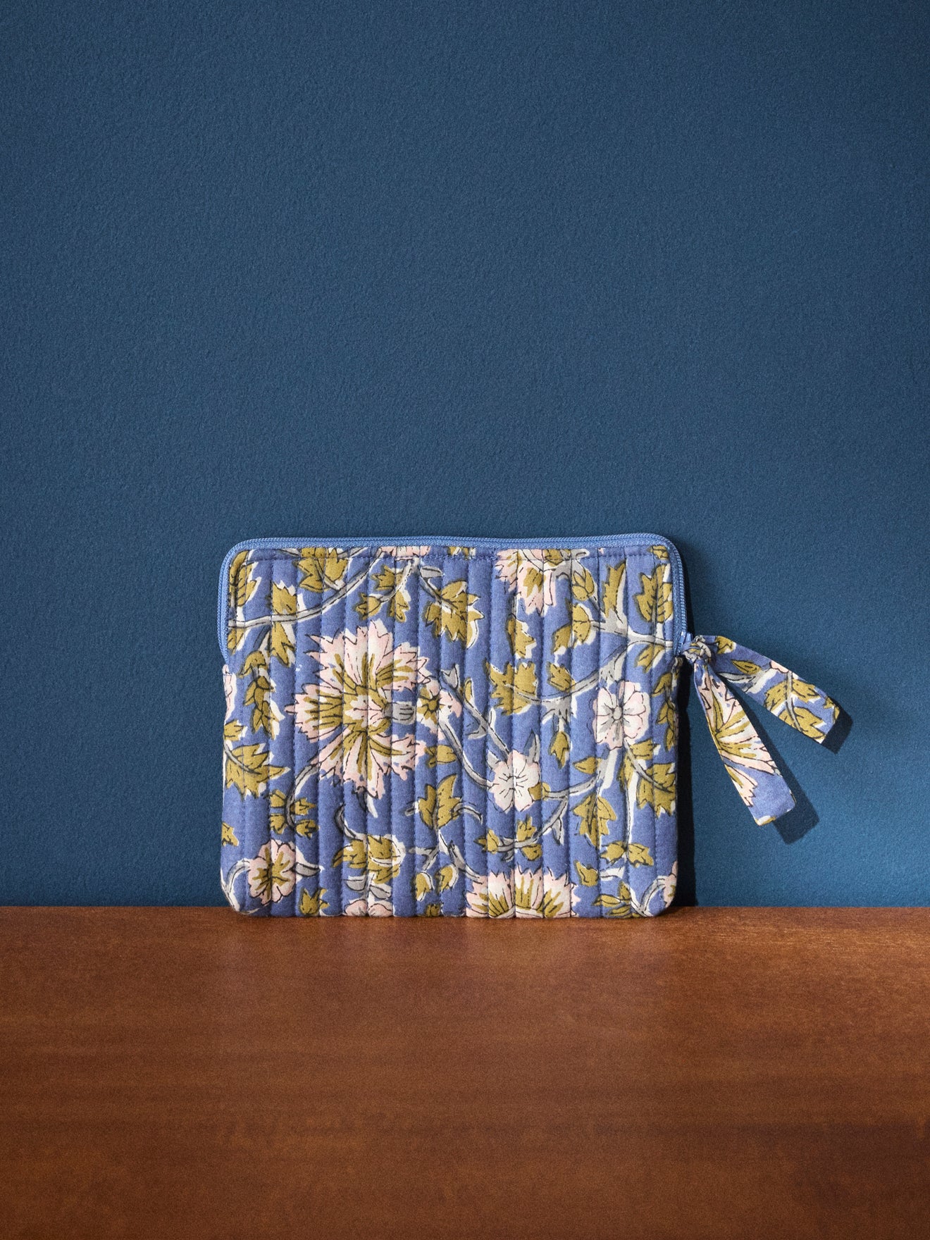 Pochette matelassée en tissu indien
