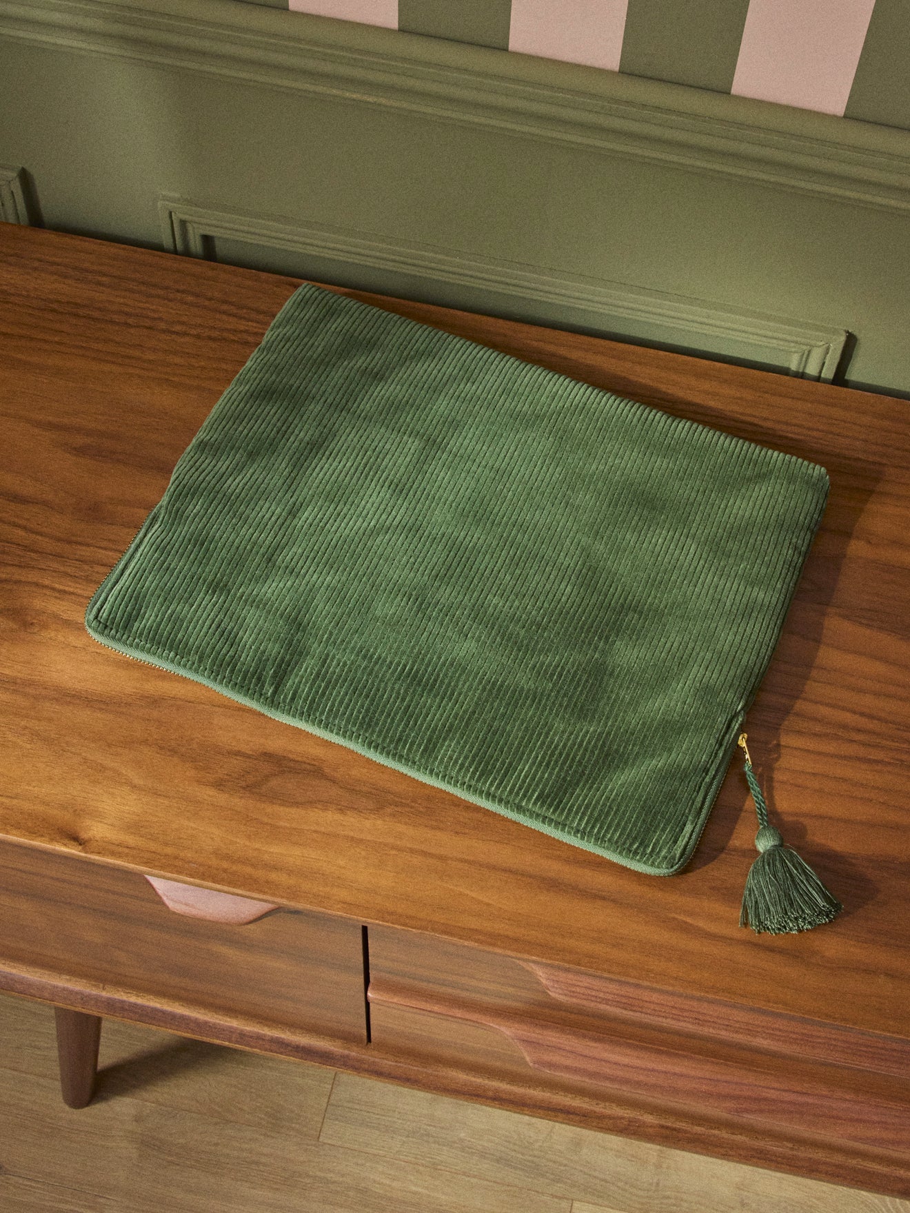 Laptoptas in geribd fluweel