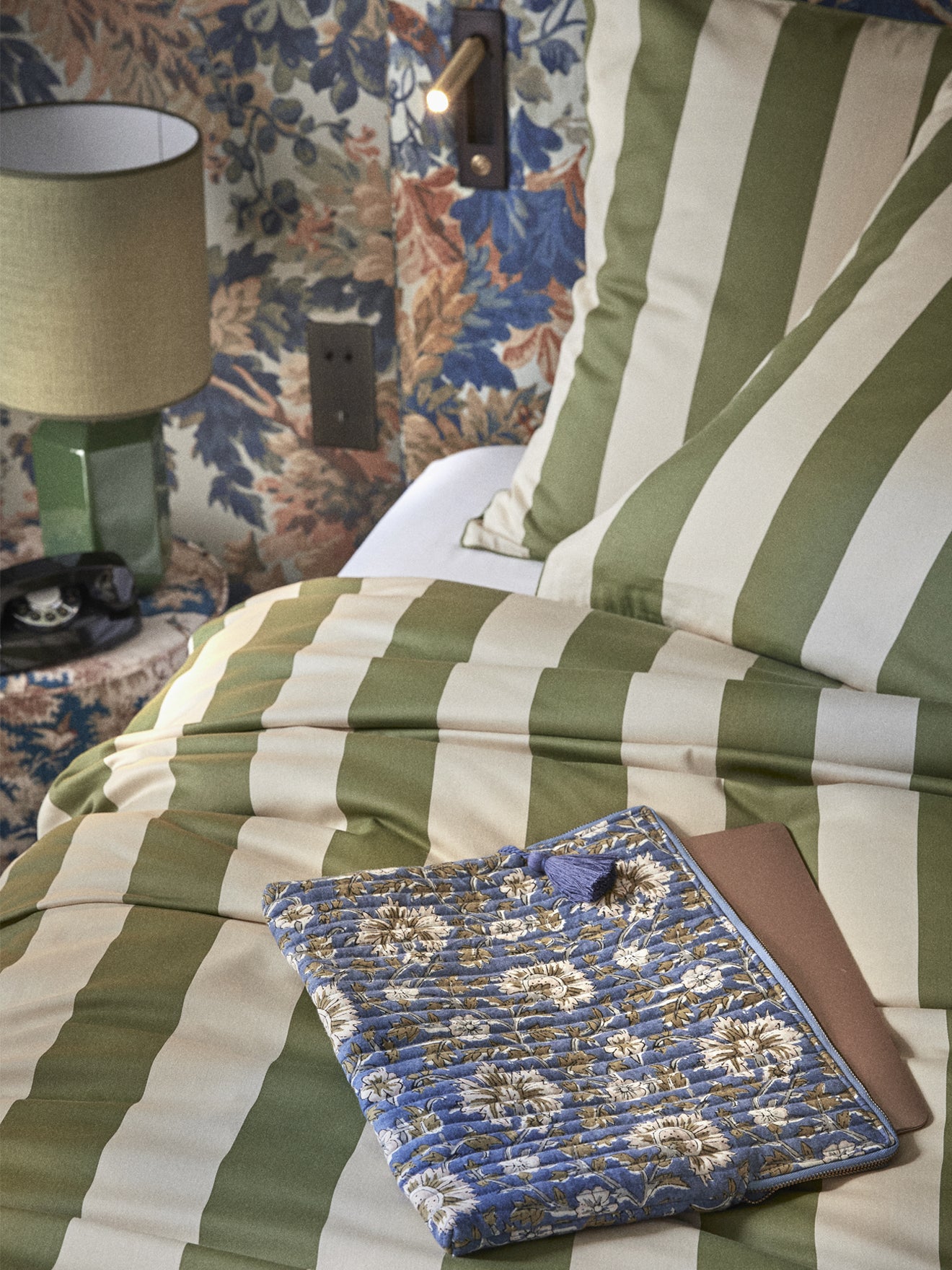 Laptophoes van Indiase stof Anya