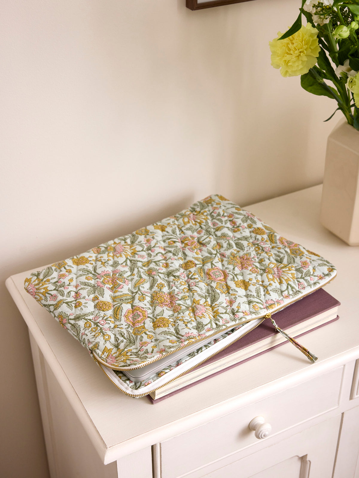 Laptoptas in Indiase stof met Kolkata-print