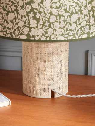 Gebloemde lamp, voet in rabane