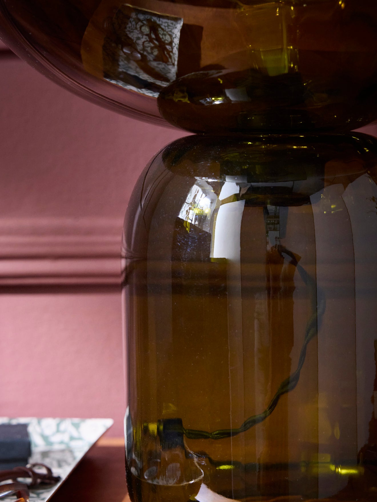 Extragrote lamp in geciseleerd glas "Martin"