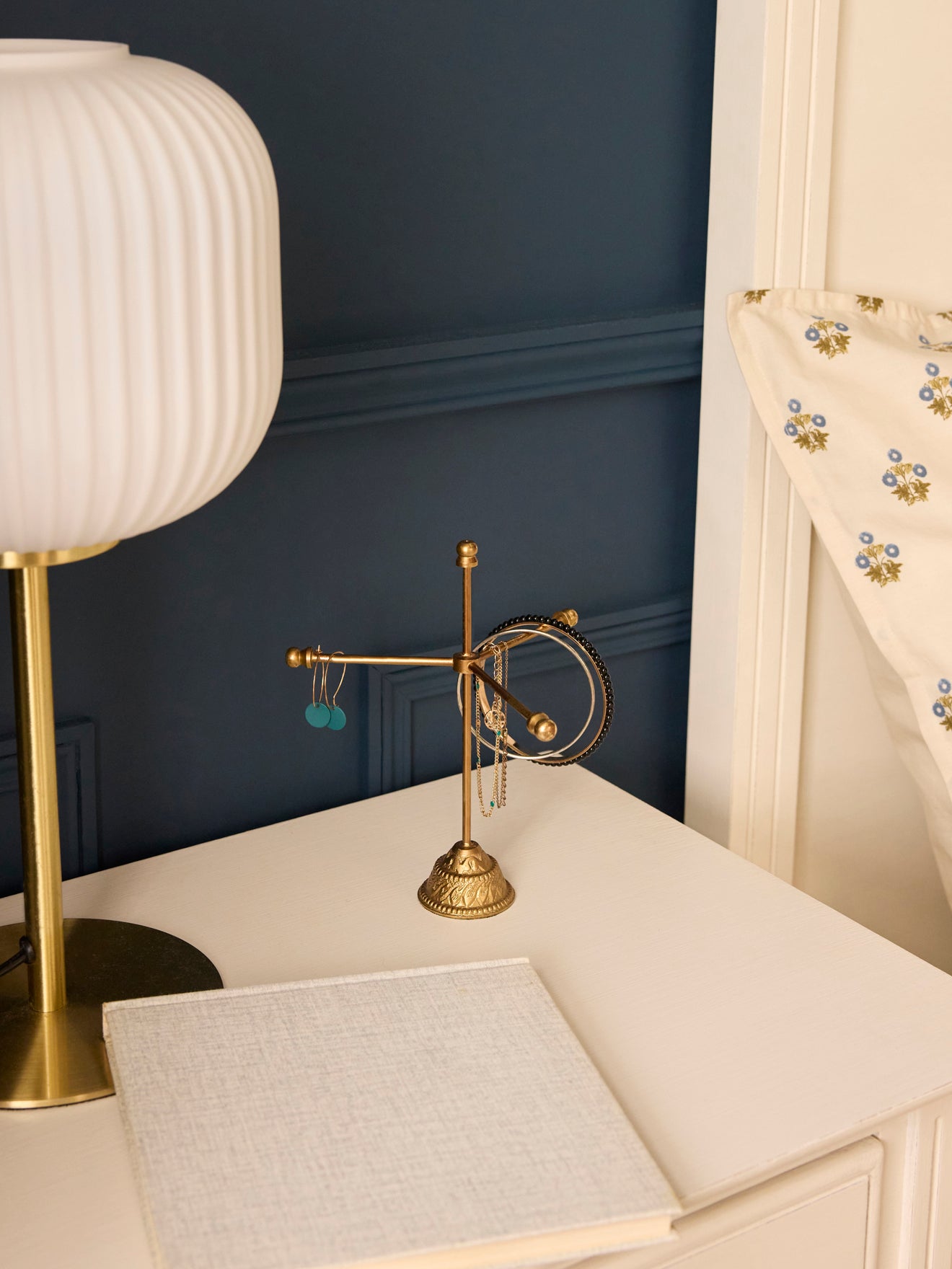 Porte-bijoux en métal - petit modèle