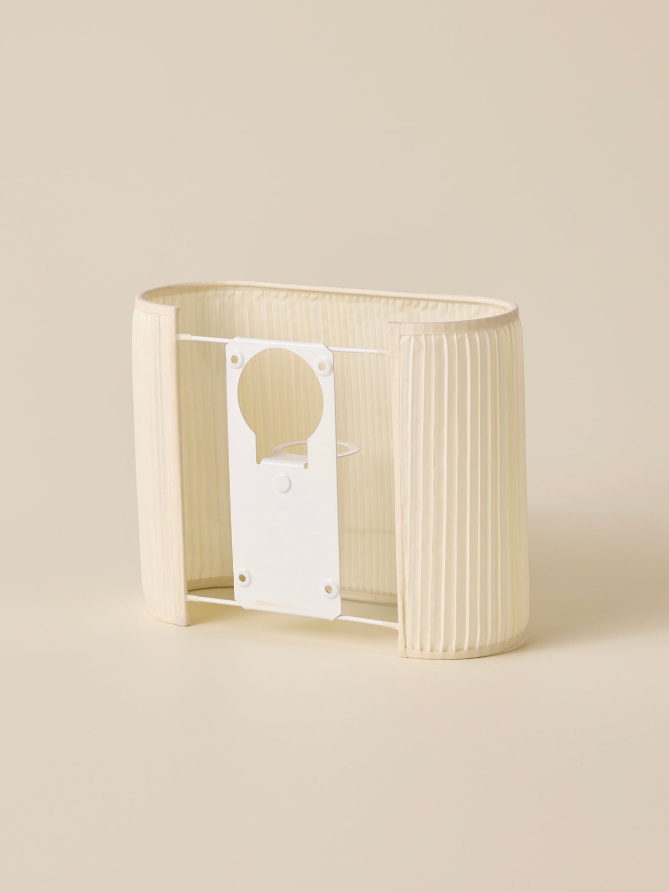 Ovaalvormige wandlamp met plooitjes