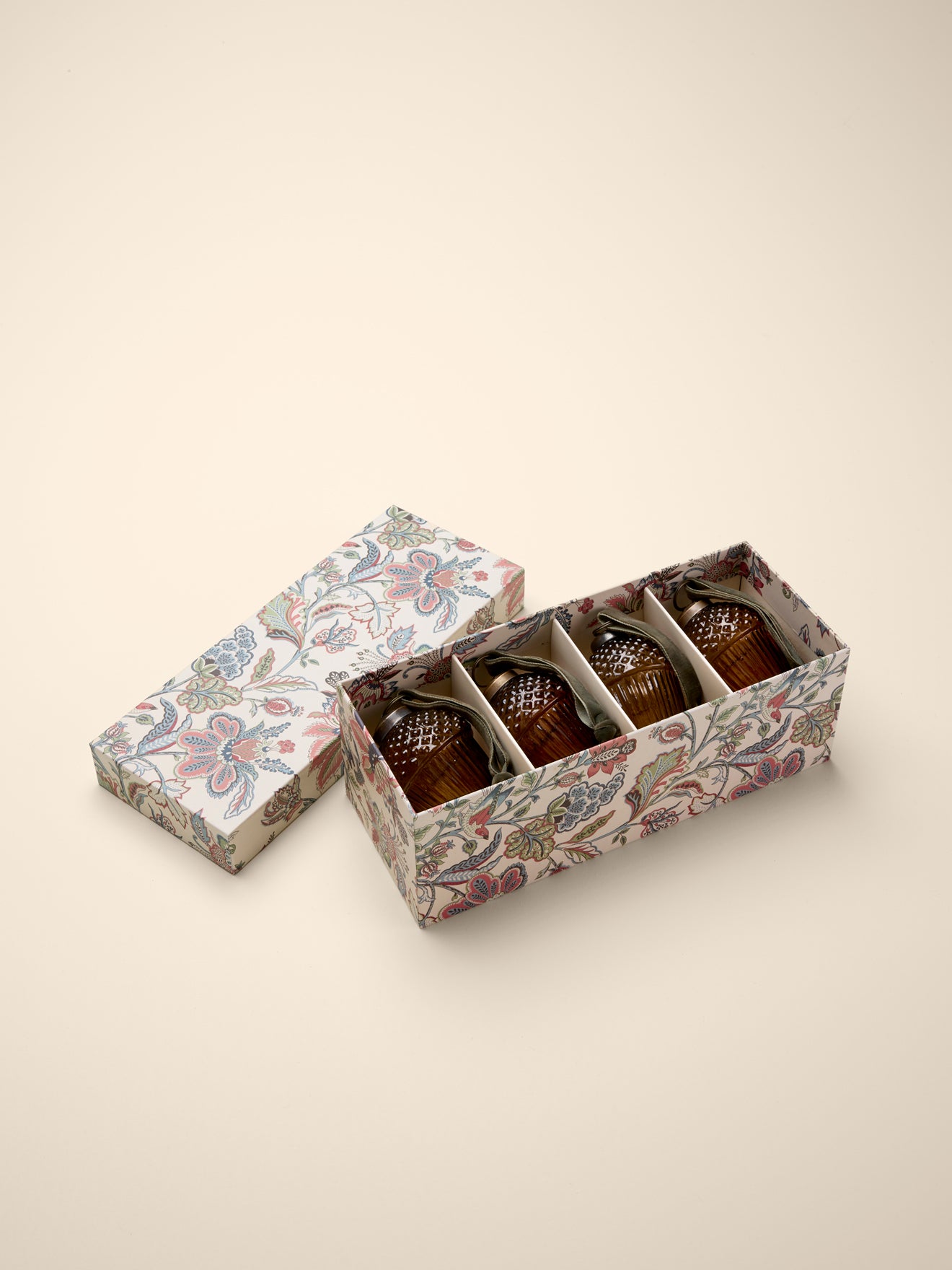 Glazen eikels met ophanglintje, set van 3