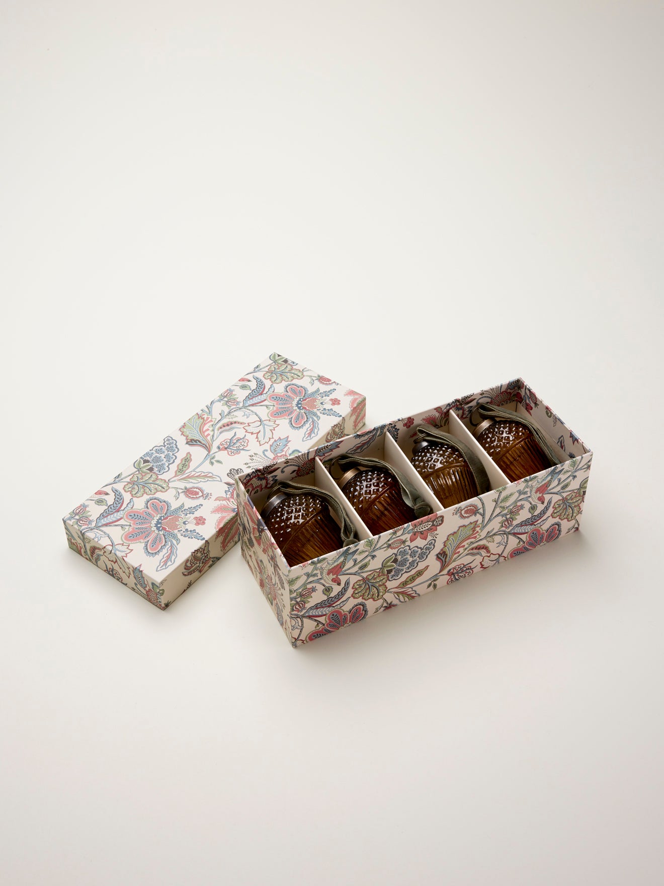 Glazen eikels met ophanglintje, set van 3