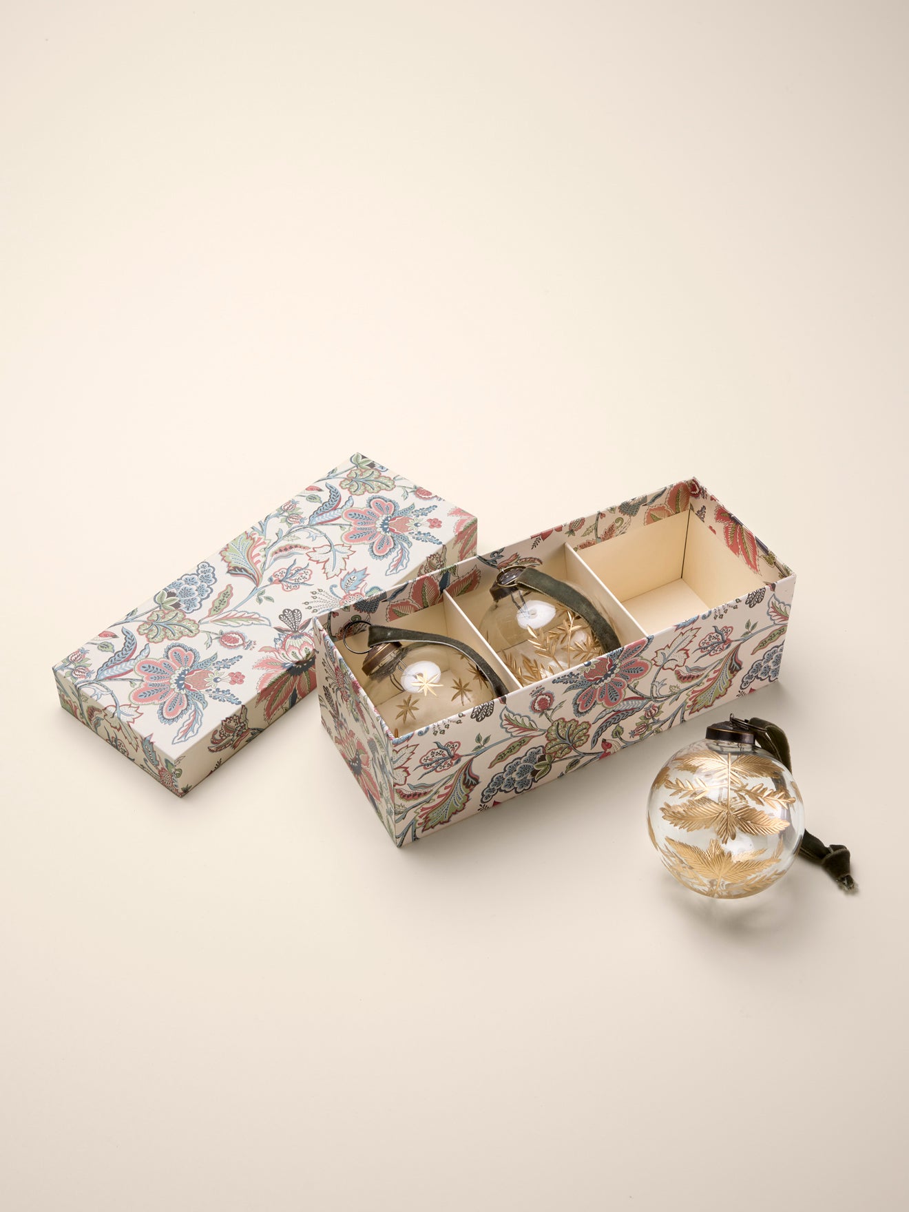 Handbeschilderde glazen kerstballen, set van 3