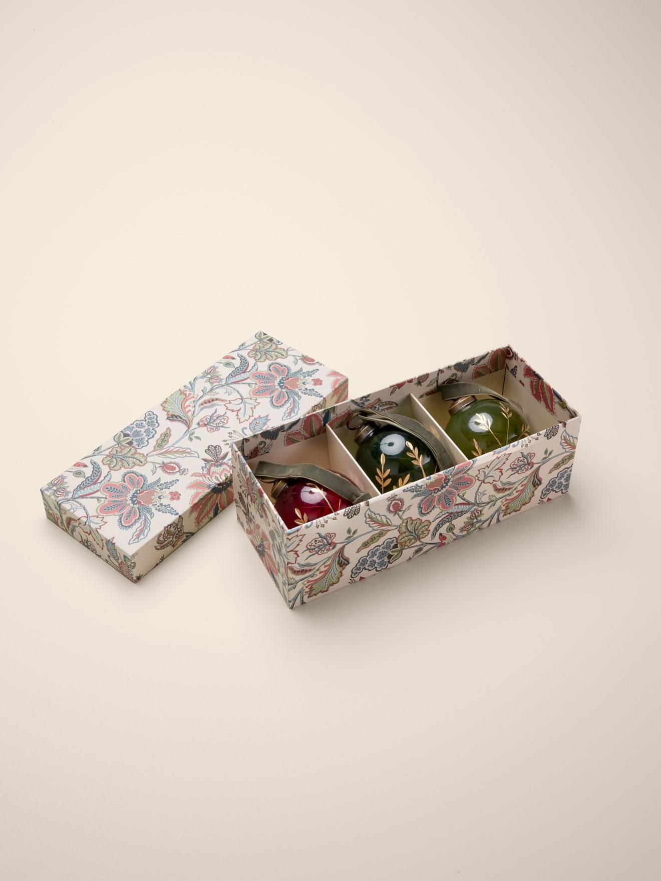 Handbeschilderde glazen kerstballen, set van 3