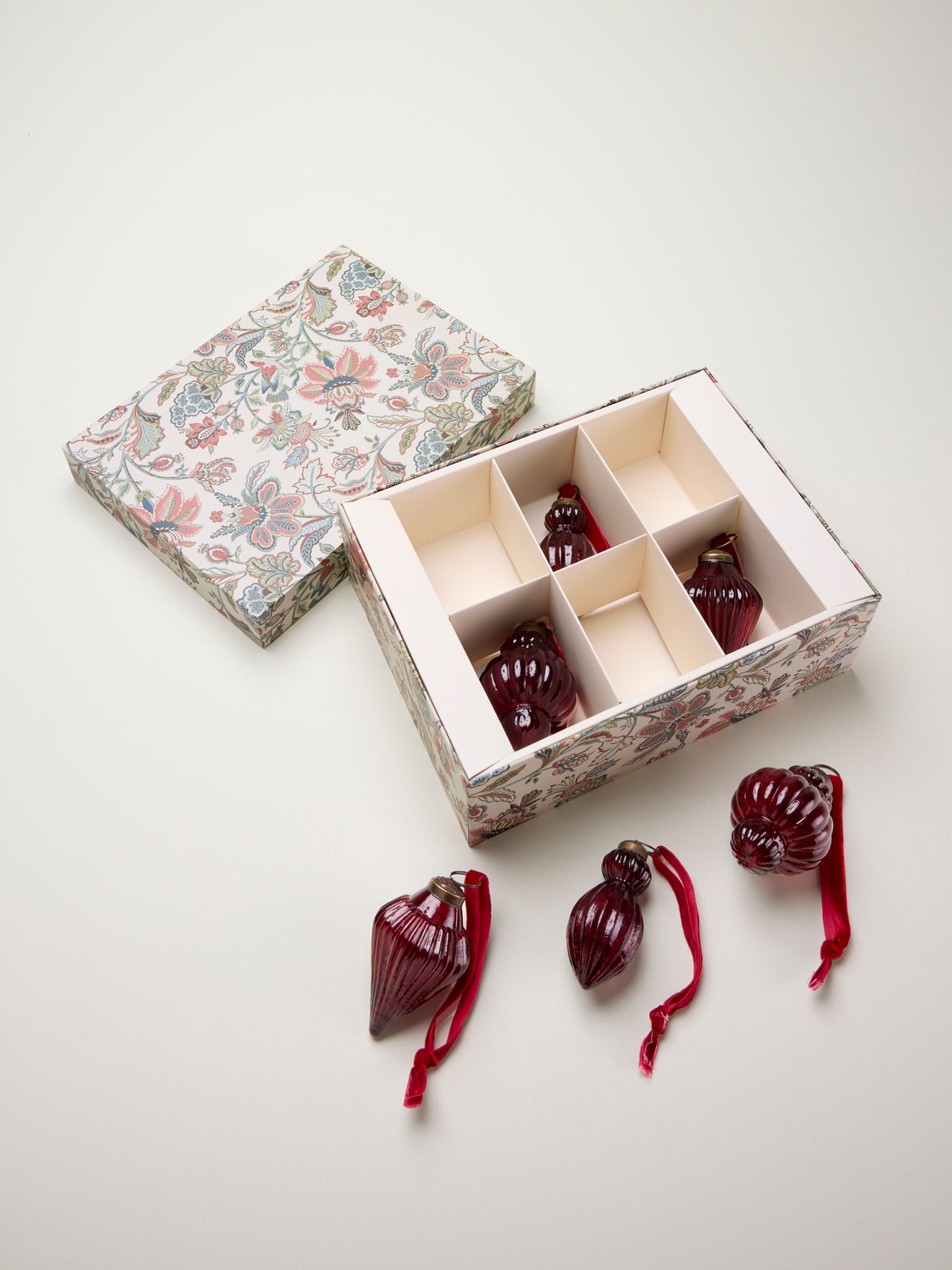 Kerstdecoratie in gestreept glas, set van 6